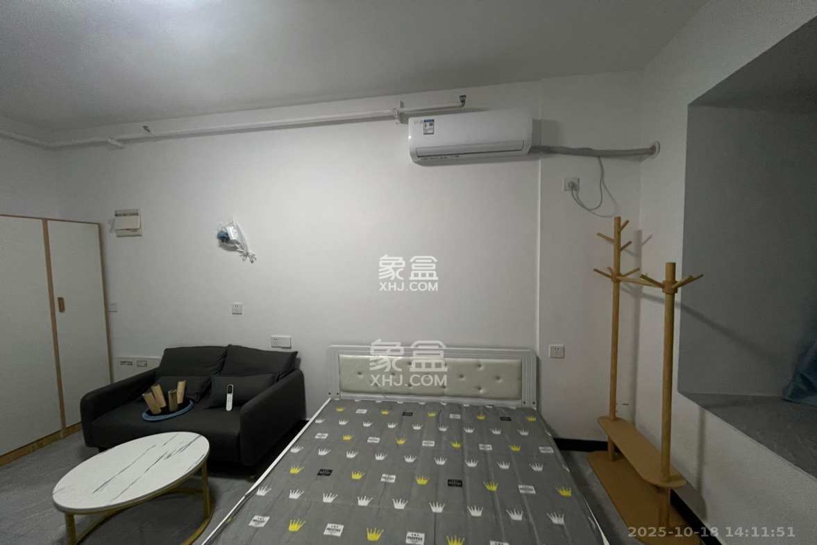 保利麓谷林语I区 1室1厅1卫 1300.0元/月 保利麓谷林语I区 1室1厅1卫 1300.0元/月室内图