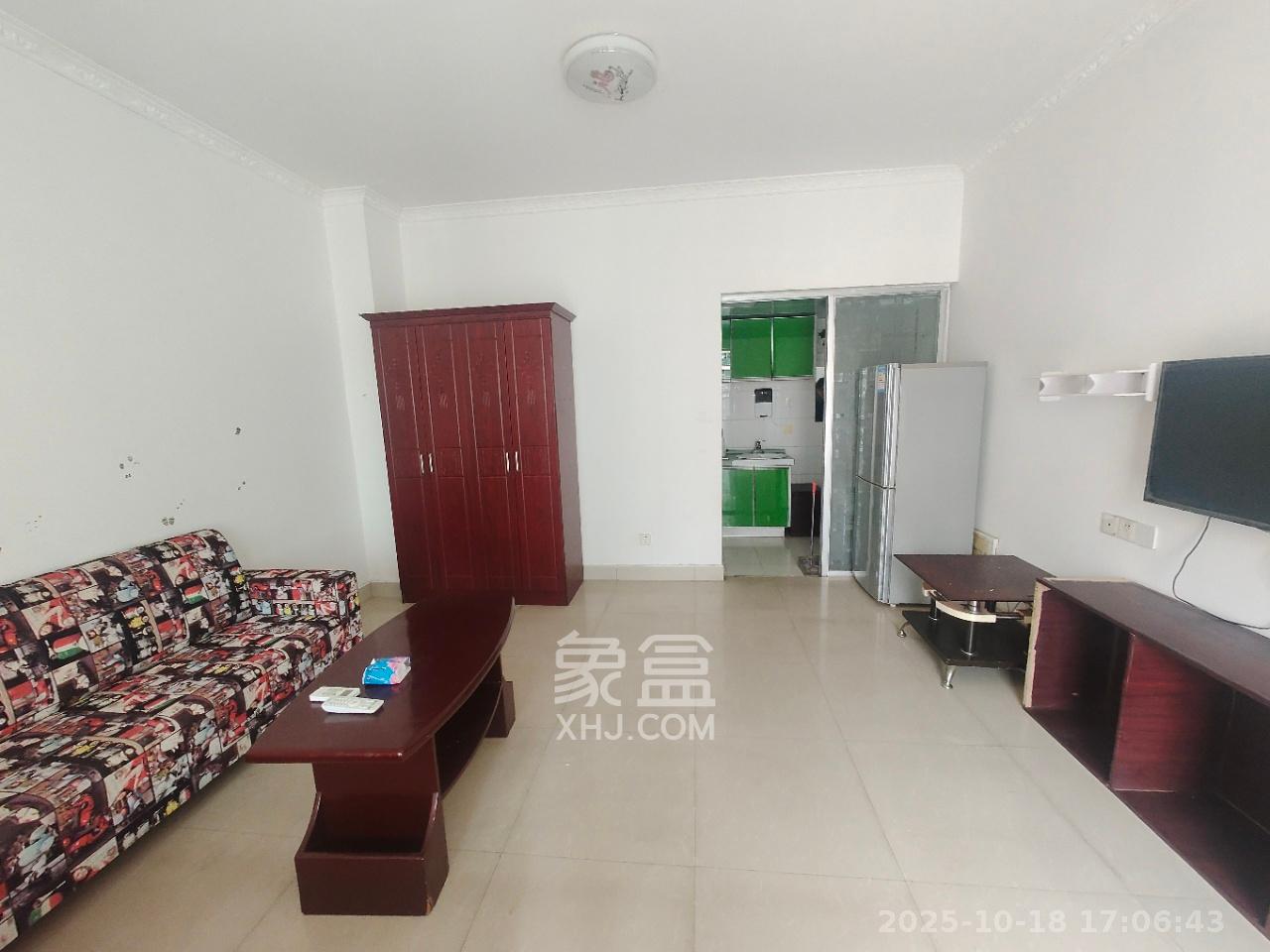 蝴蝶谷  1室1厅1卫    1100.0元/月室内图1