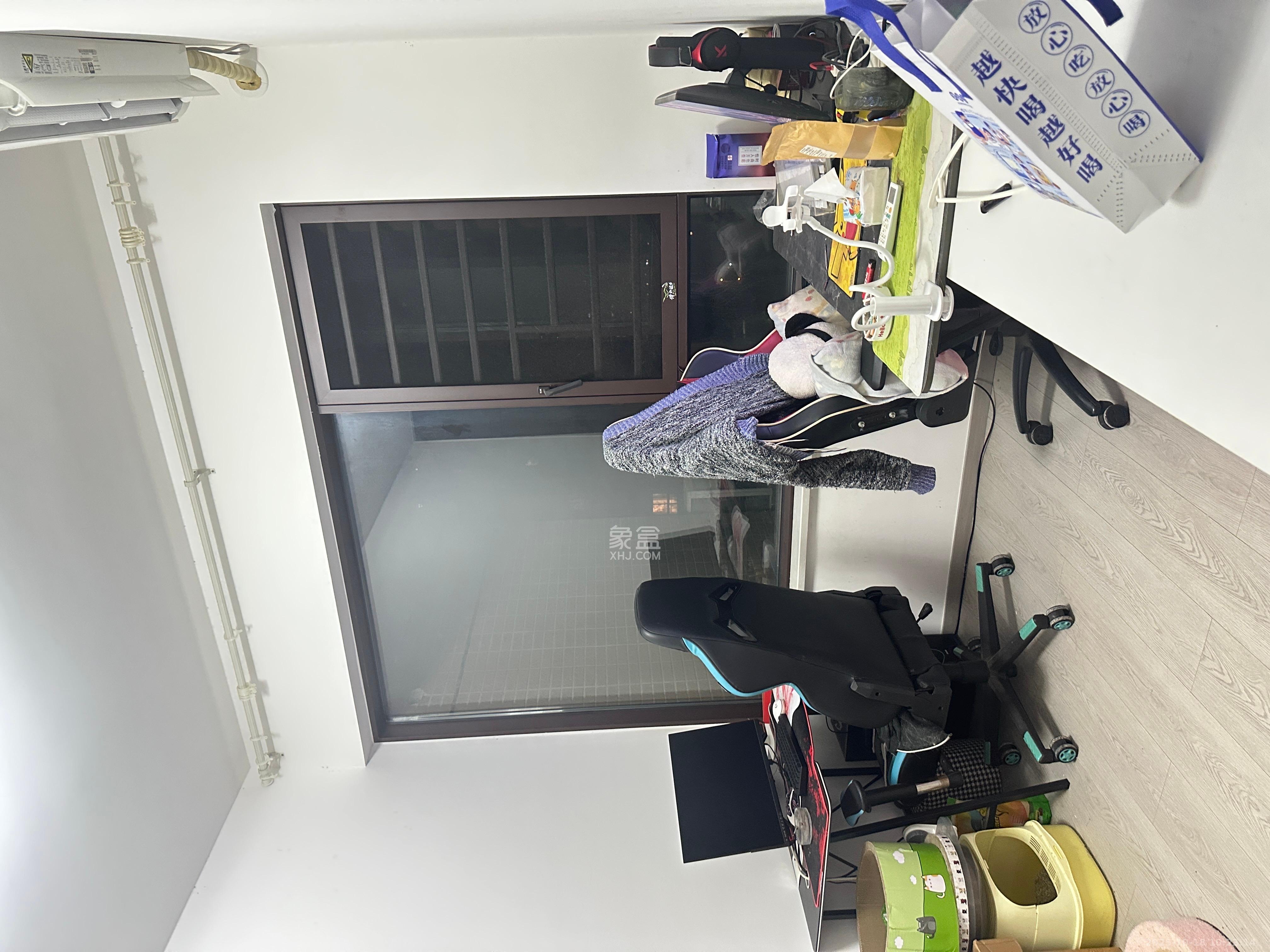 邦盛水岸御园  4室2厅2卫    2800.0元/月 邦盛水岸御园  4室2厅2卫    2800.0元/月室内图