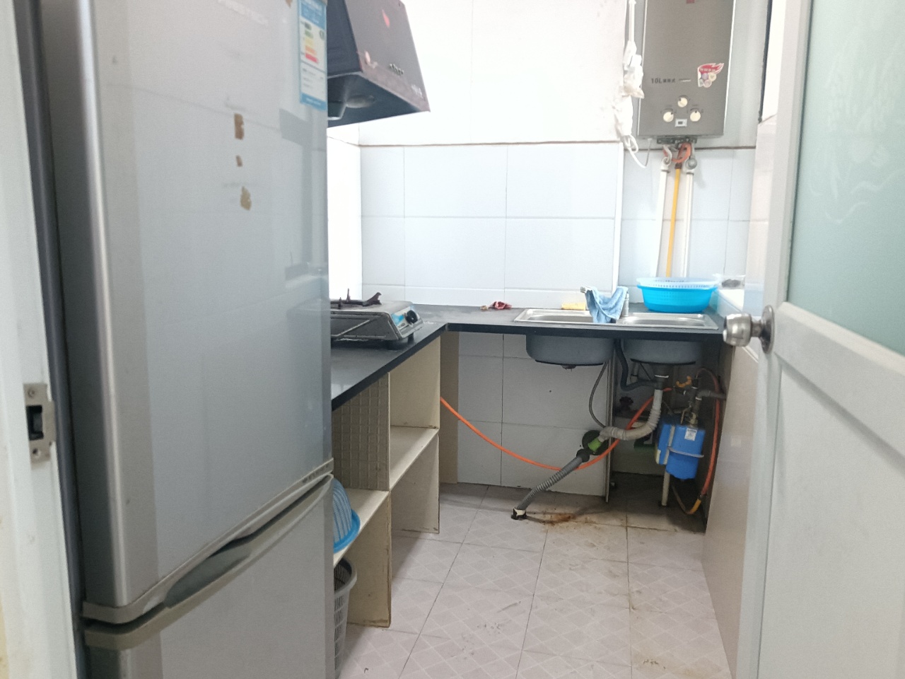 银城壹号  1室1厅1卫    1000.0元/月室内图