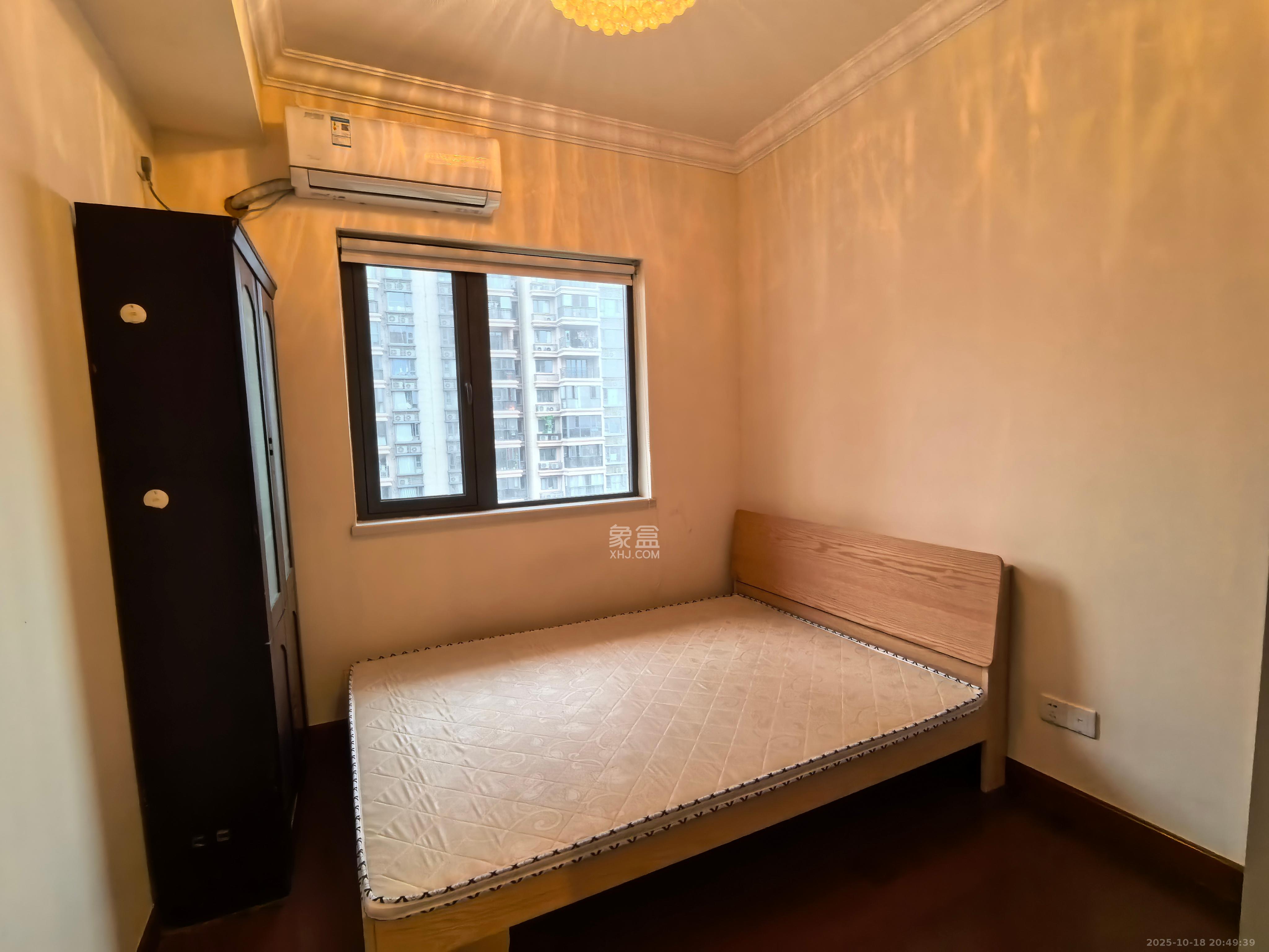 恒大御景半岛锦绣苑 3室2厅1卫 2600.0元/月 恒大御景半岛锦绣苑 3室2厅1卫 2600.0元/月室内图