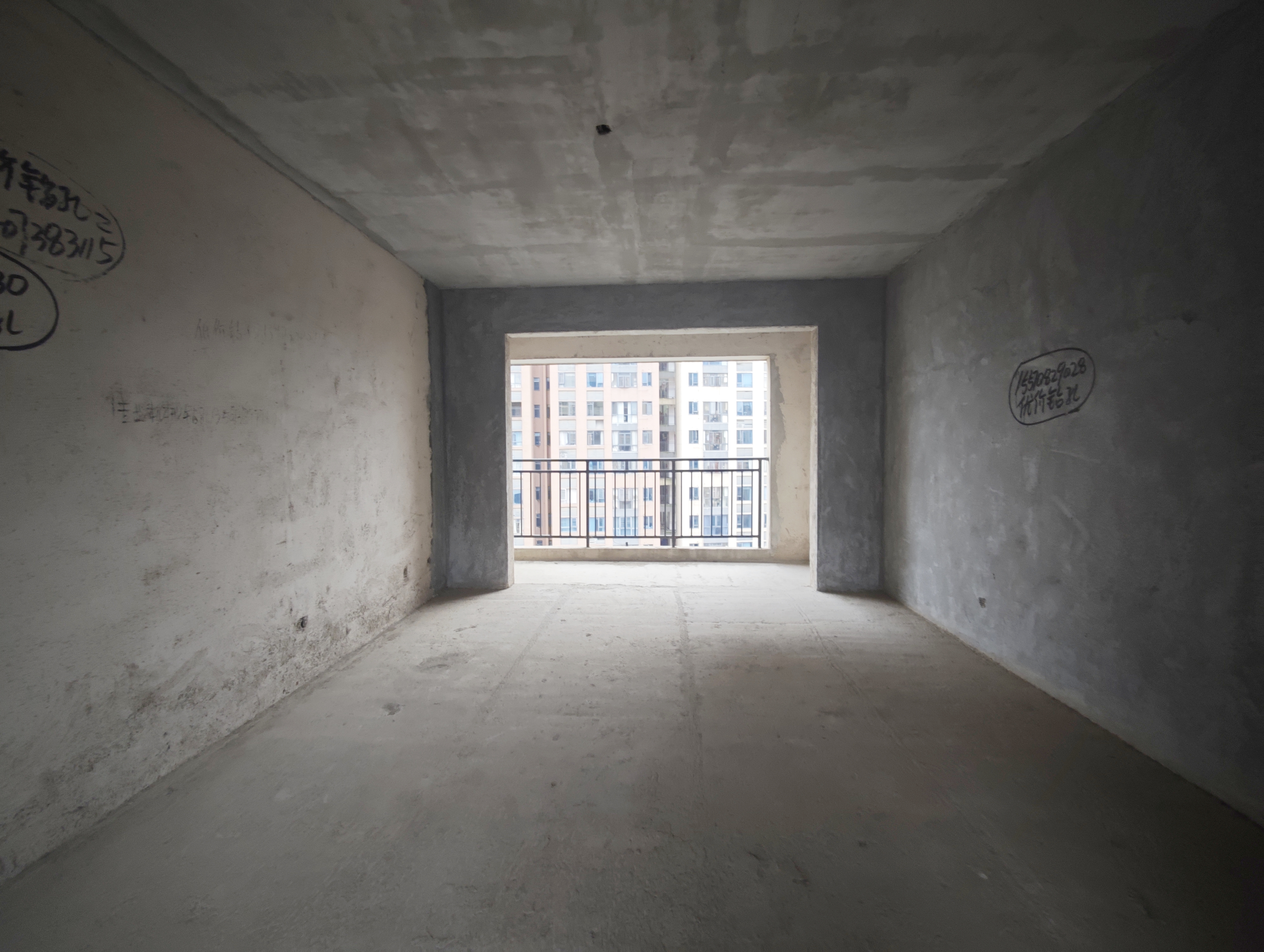 百弘学府城  1室0厅0卫    56.0万