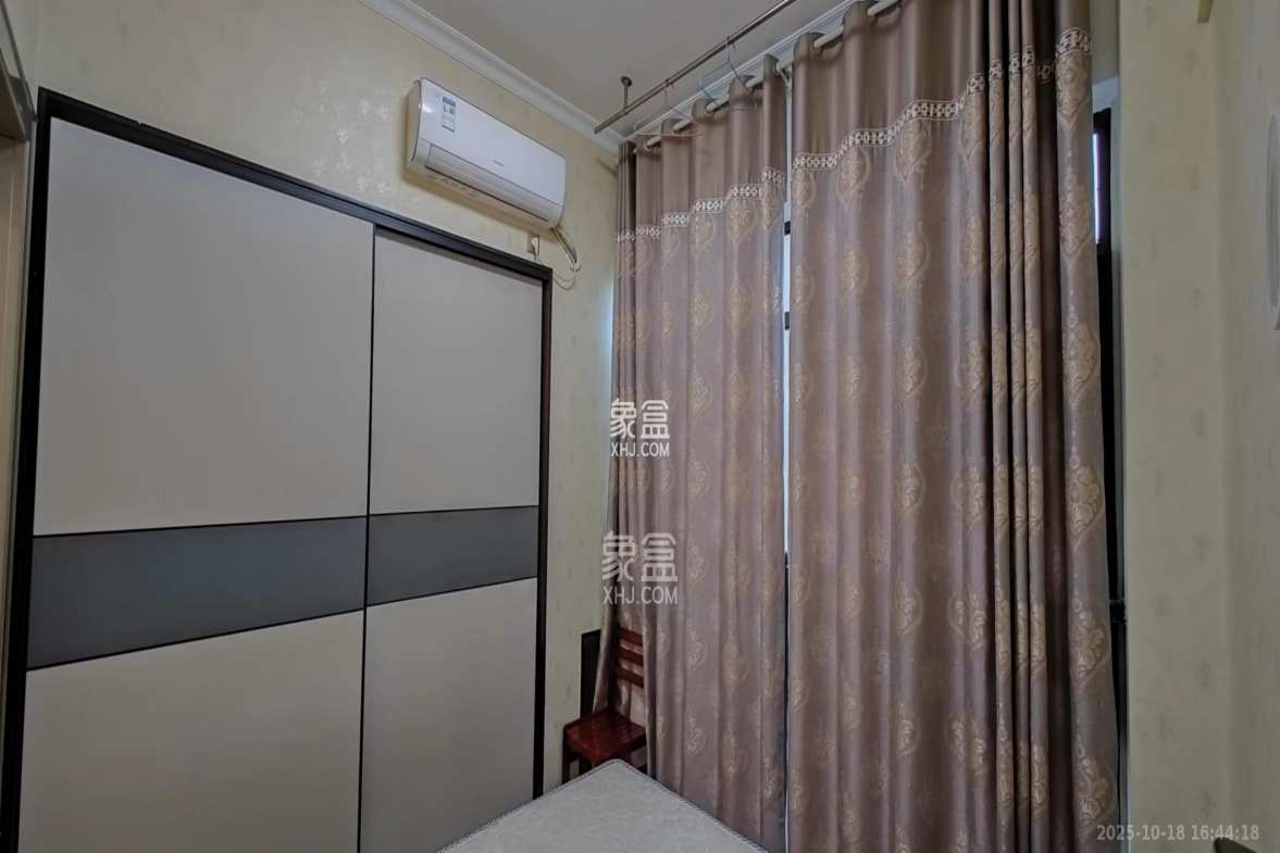 塞纳公馆  1室1厅1卫    1500.0元/月 塞纳公馆  1室1厅1卫    1500.0元/月室内图