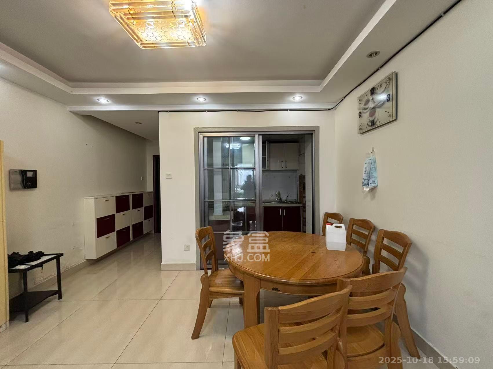 通华天都  3室2厅2卫    2500.0元/月室内图