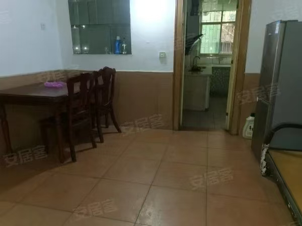 西城大厦 3室2厅1卫 1200.0元/月 西城大厦 3室2厅1卫 1200.0元/月室内图