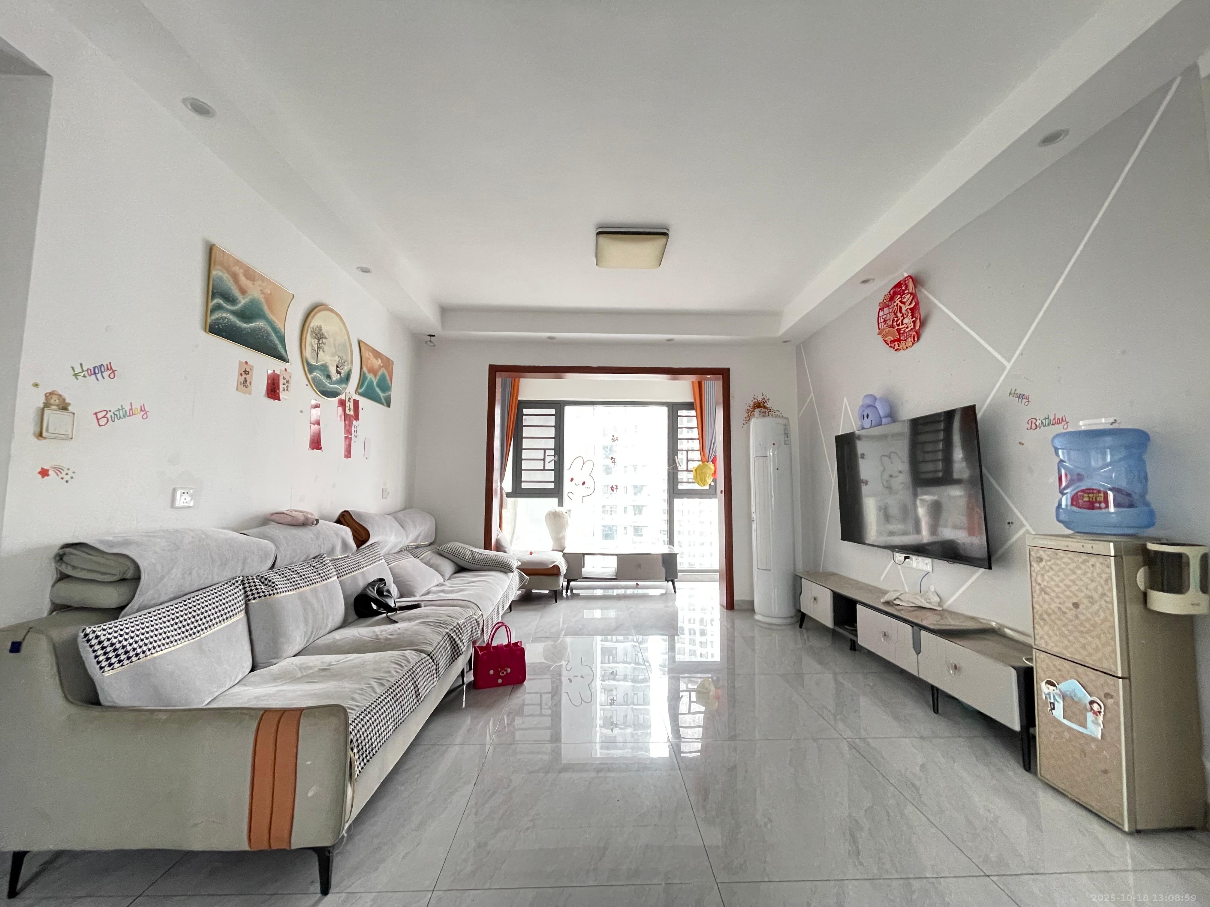 蔷薇国际  4室2厅2卫    3000.0元/月室内图1