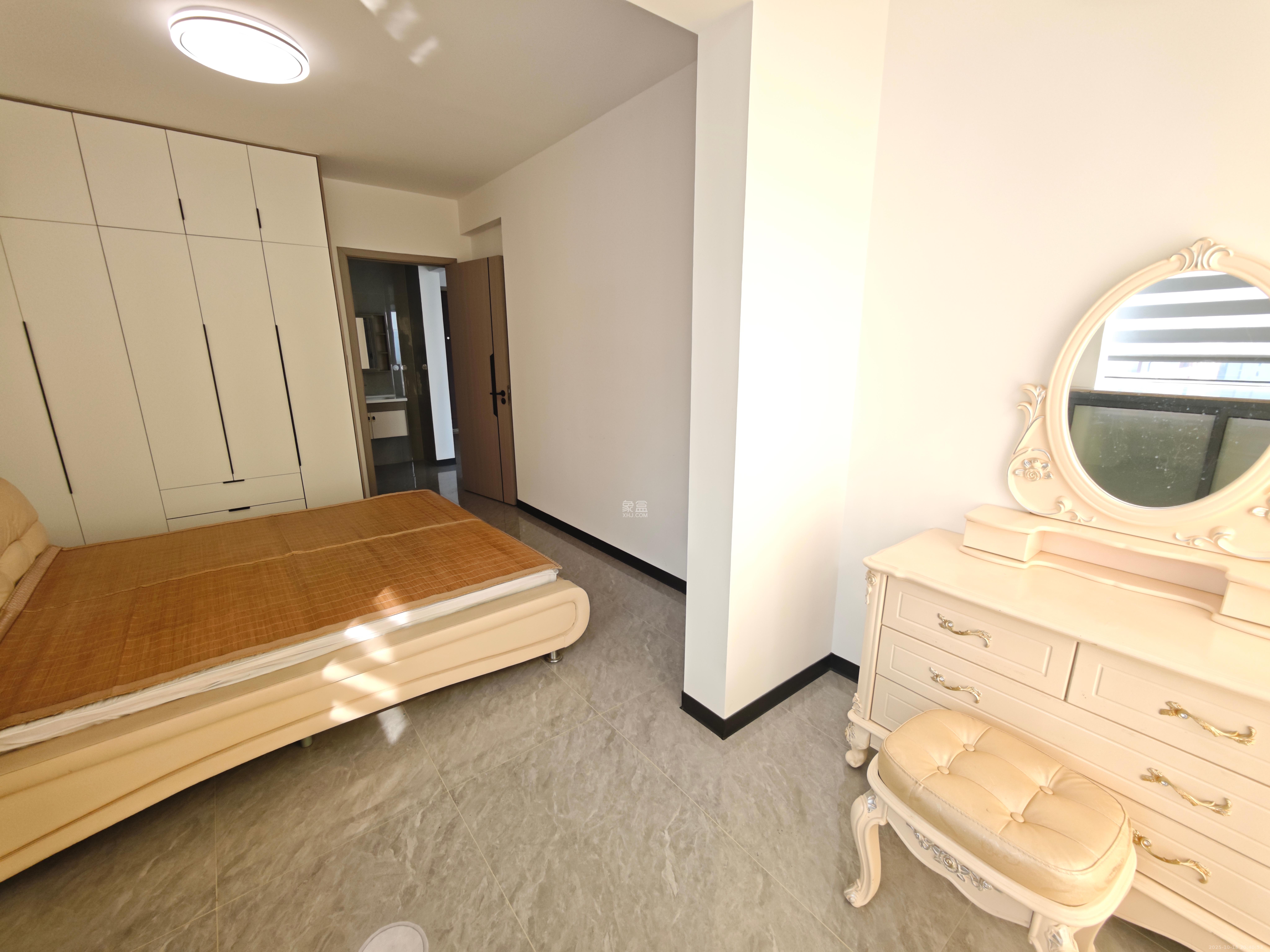 花桥禧新城  1室0厅0卫    2500.0元/月室内图