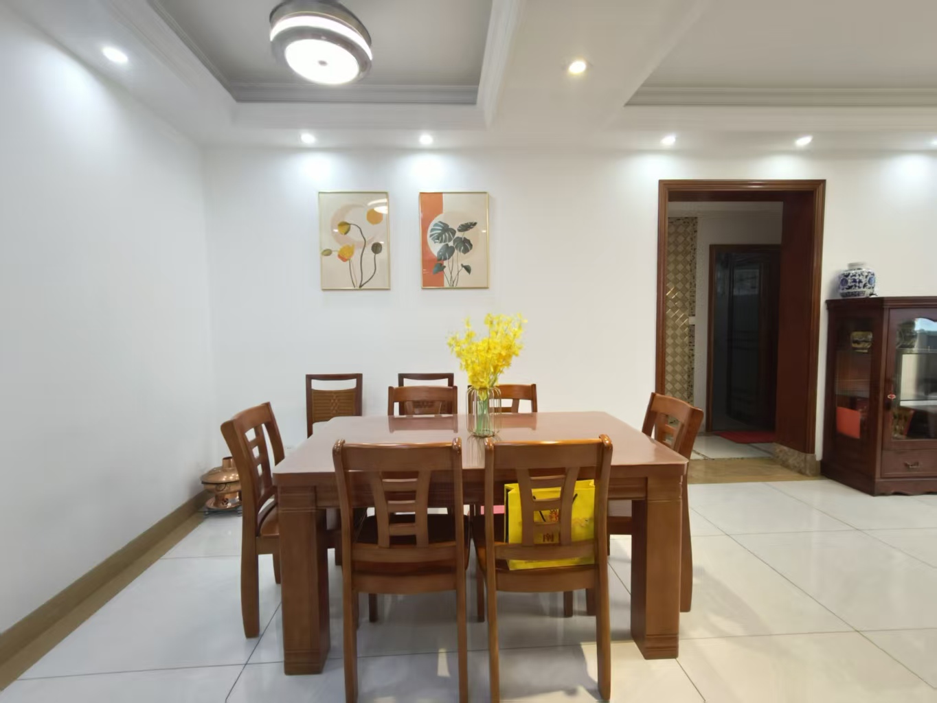 环卫大厦  3室2厅2卫    2900.0元/月室内图