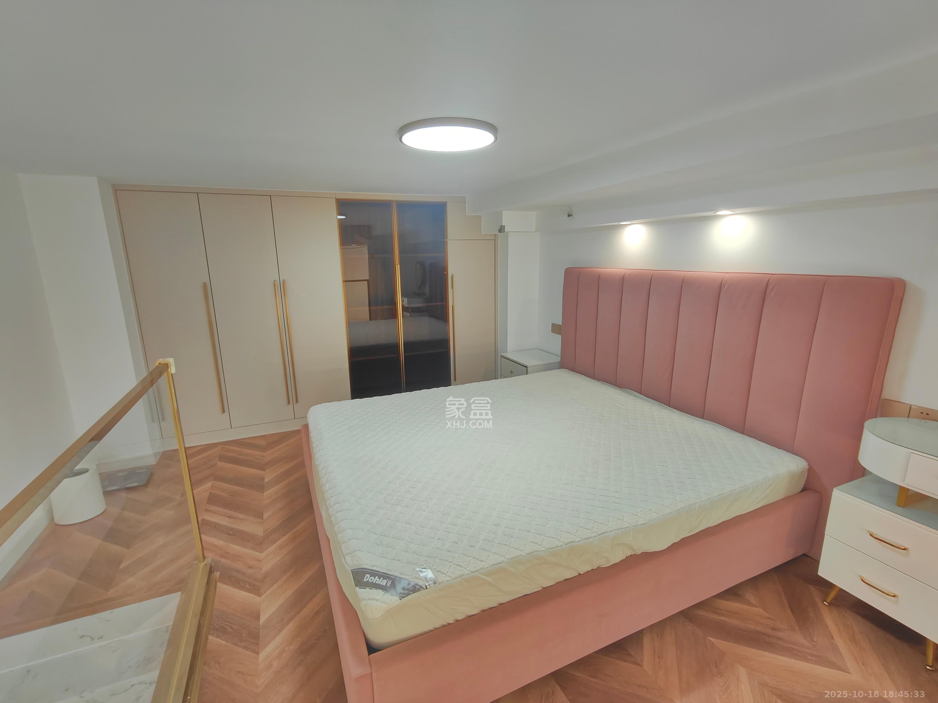 明昇壹城（明昇时代广场）三期  2室1厅1卫    2600.0元/月室内图