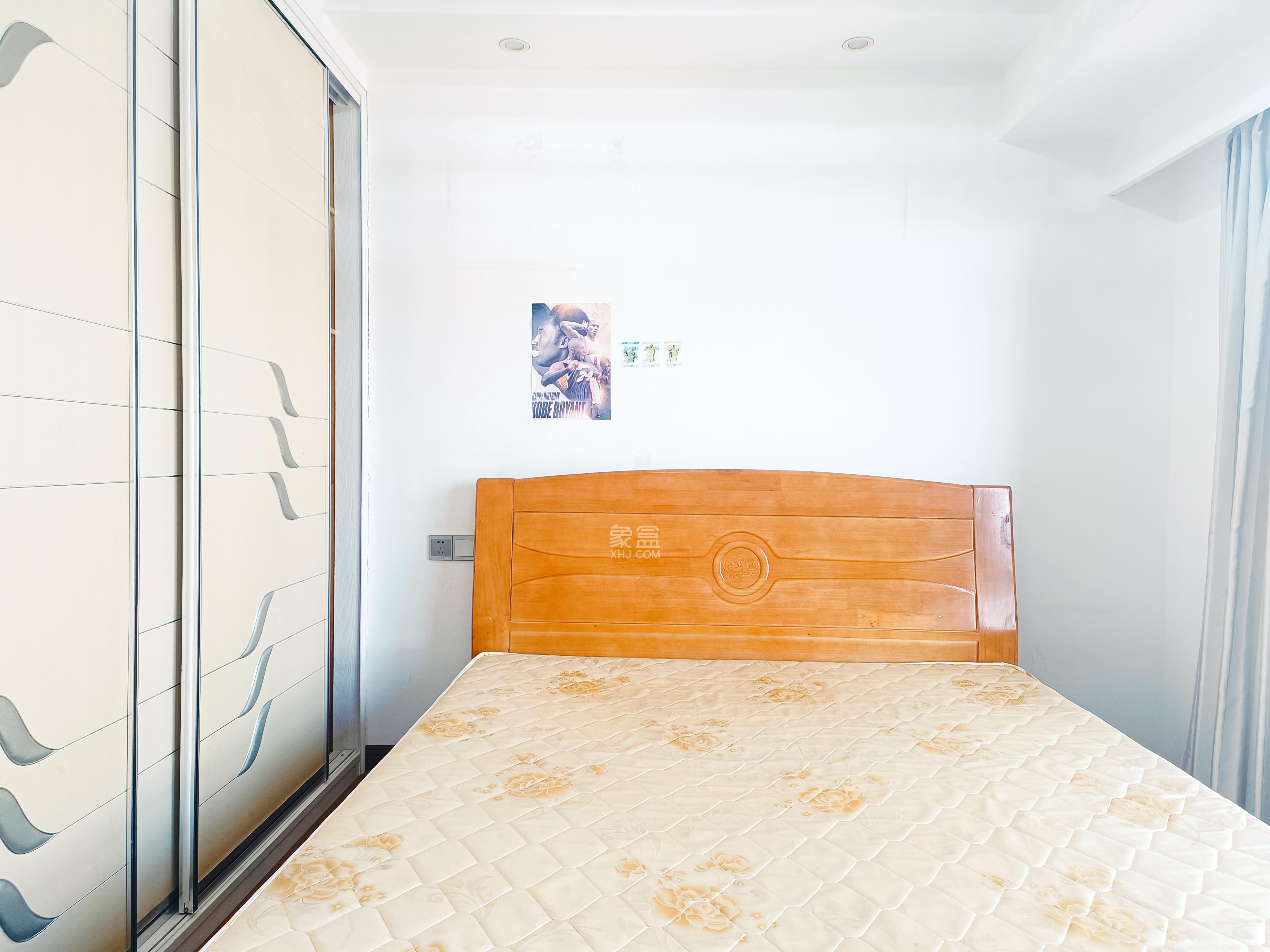 海德公园  4室2厅2卫    2500.0元/月室内图