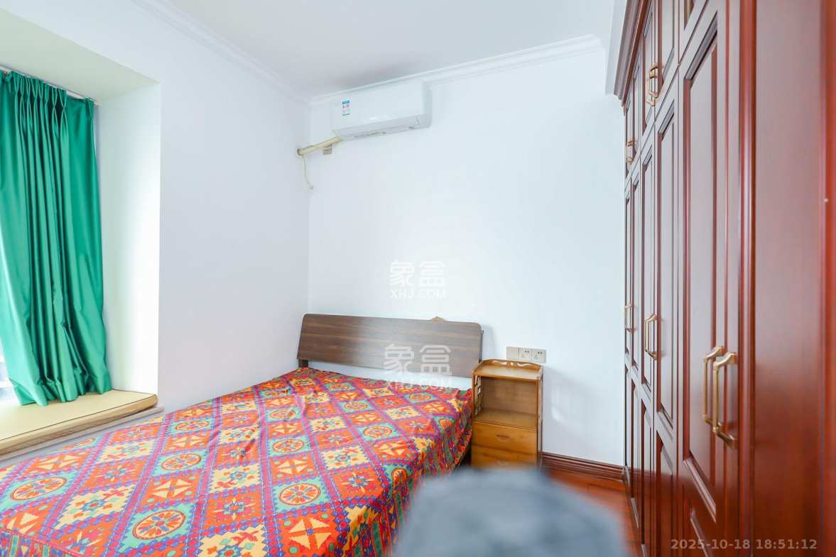 保利天禧C区  4室2厅2卫    5500.0元/月 保利天禧C区  4室2厅2卫    5500.0元/月室内图