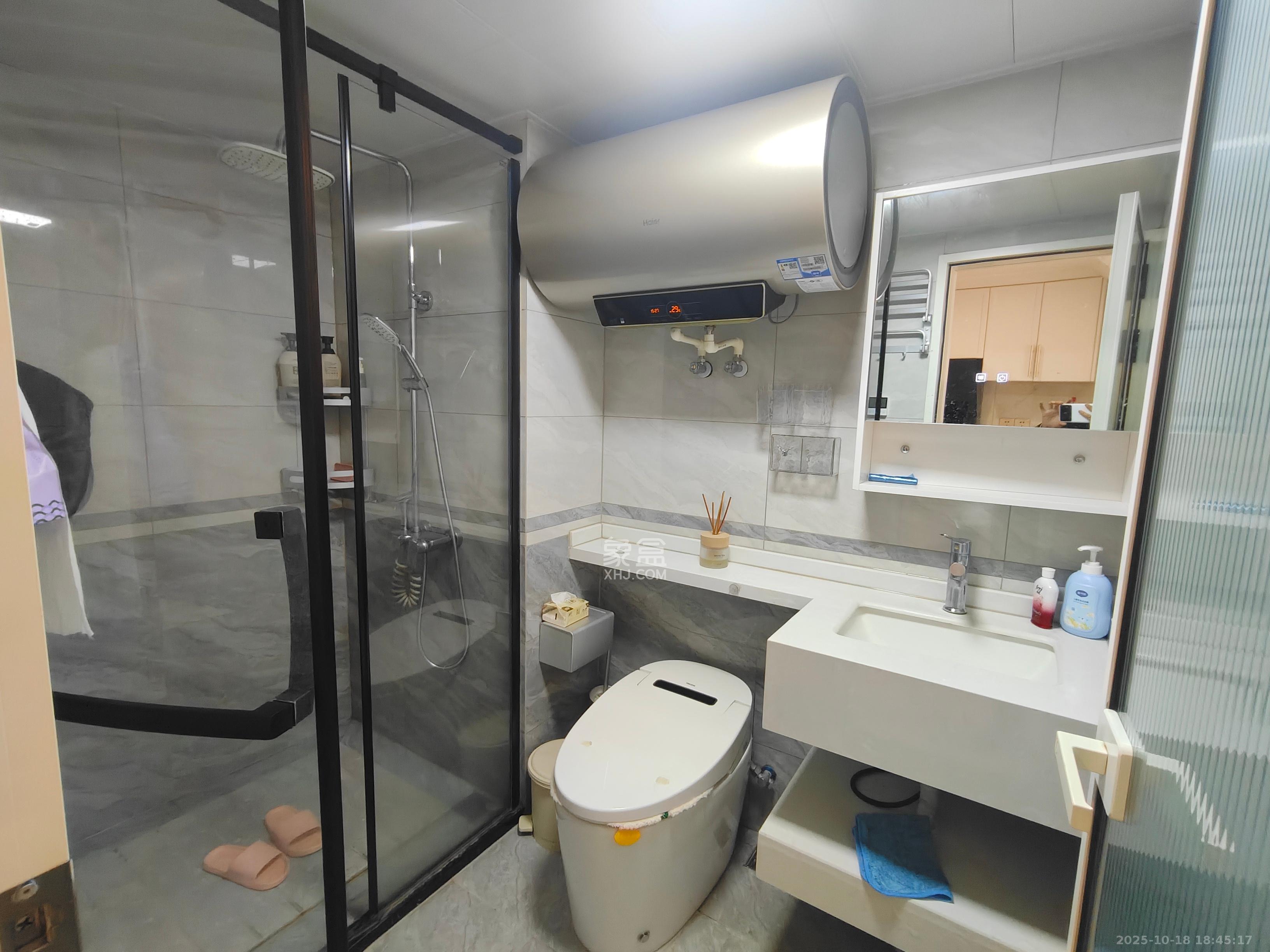 明昇壹城(明昇时代广场)三期 2室1厅1卫 2600.0元/月 明昇壹城(明昇时代广场)三期 2室1厅1卫 2600.0元/月室内图