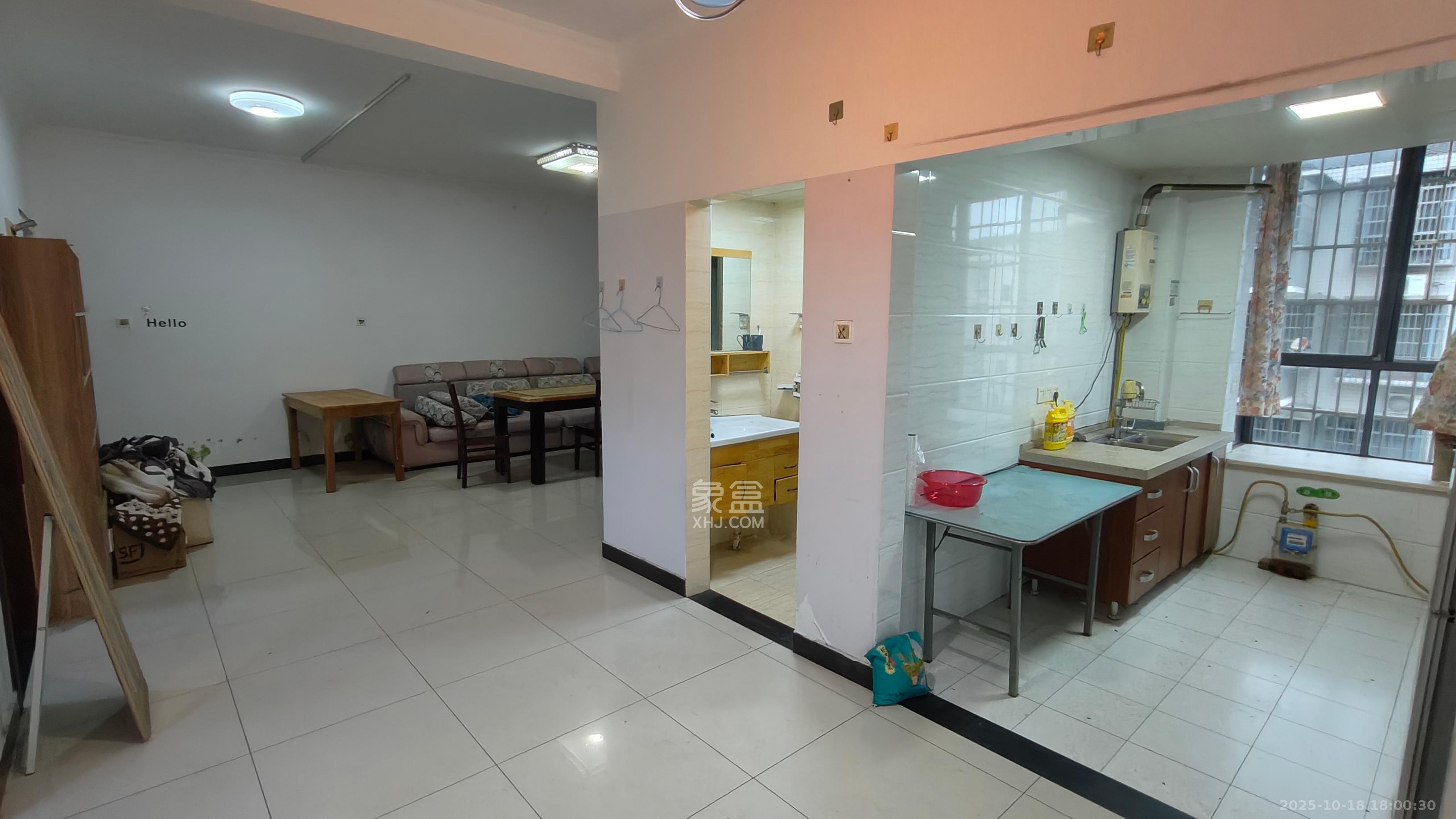 园艺小区  2室2厅1卫    1700.0元/月室内图