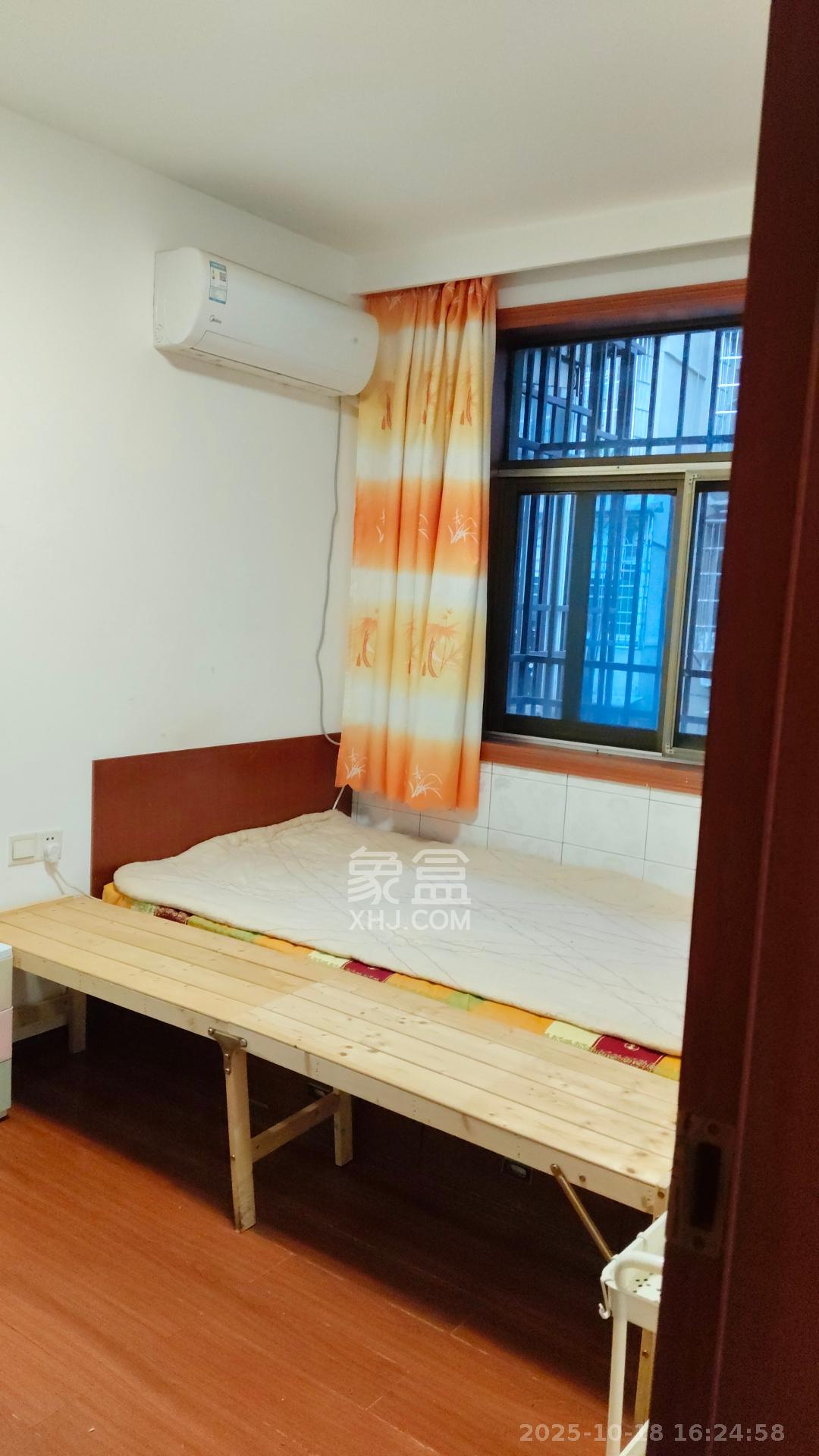 家兴公寓(洪家井)  2室1厅1卫    2000.0元/月 家兴公寓(洪家井)  2室1厅1卫    2000.0元/月室内图