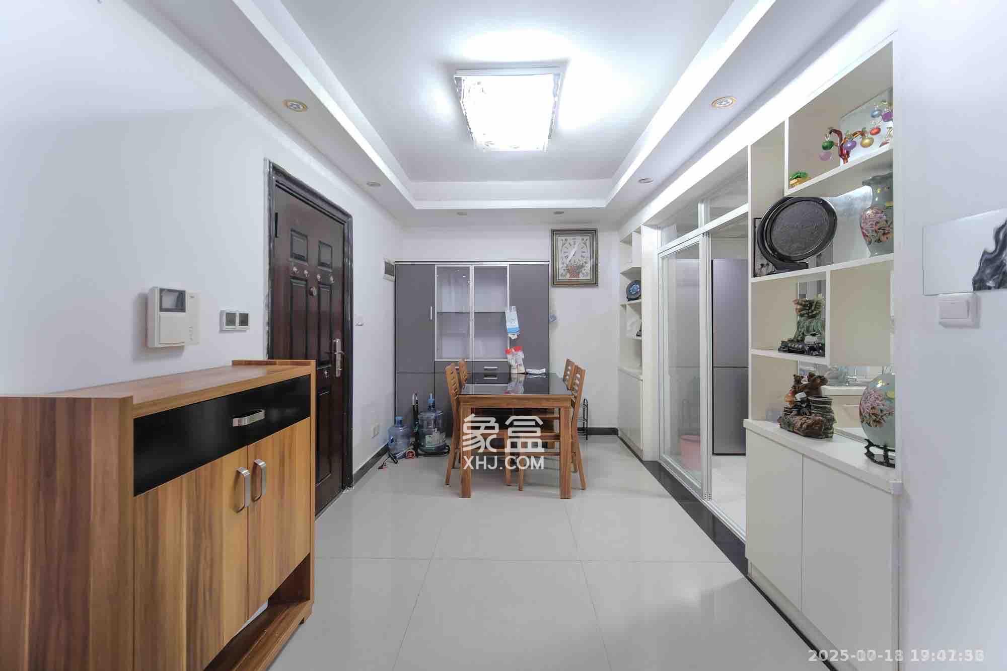 好望谷  2室2厅1卫    1600.0元/月 好望谷  2室2厅1卫    1600.0元/月室内图