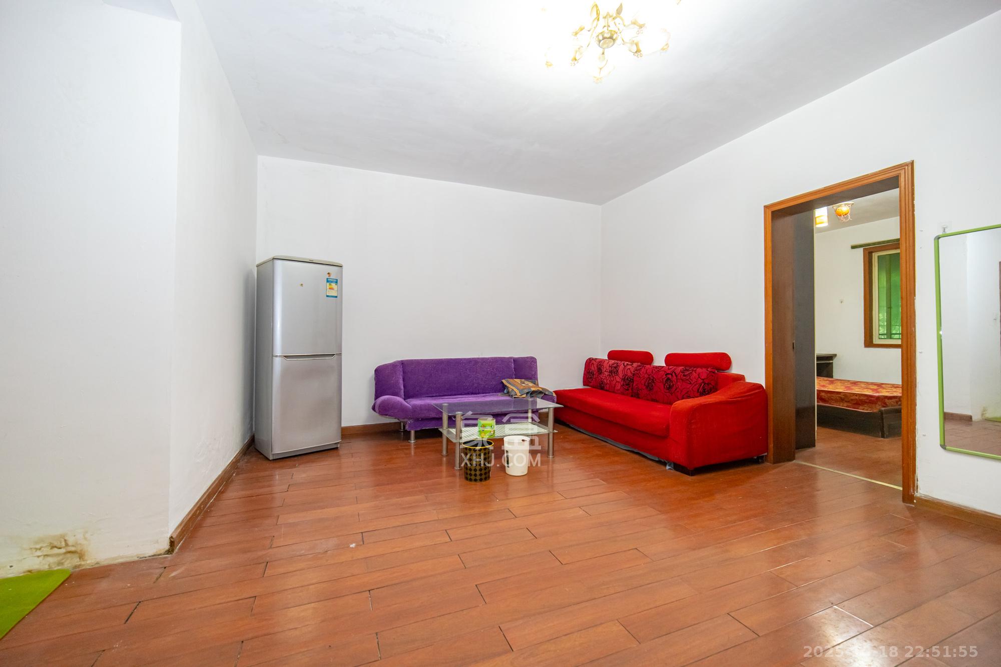 中南汽车世界  2室2厅1卫    30.0万