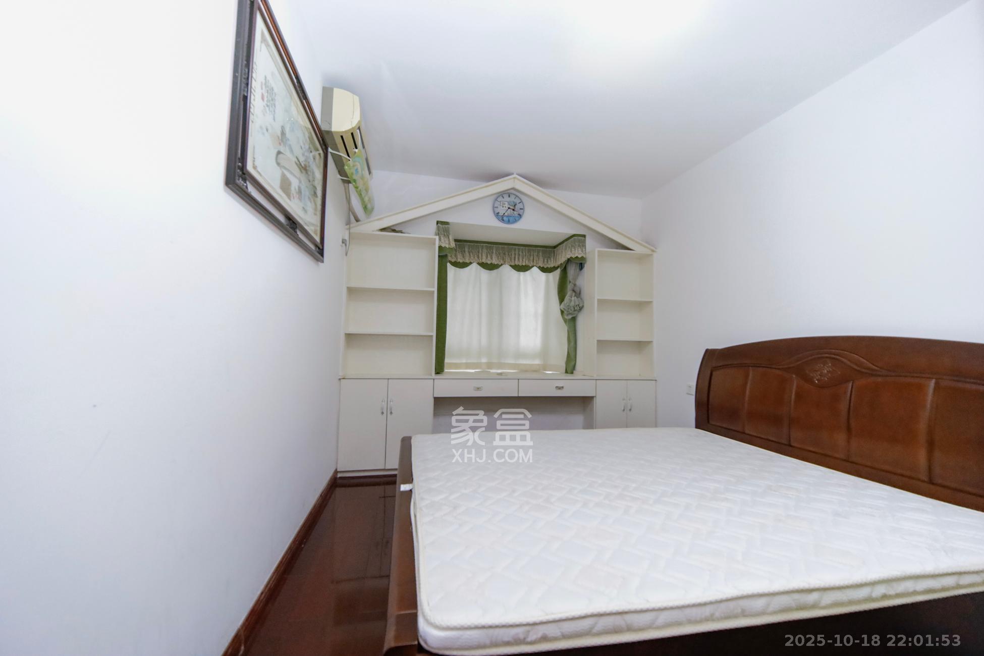 清政园（青政家园）  3室2厅2卫    106.0万卧室