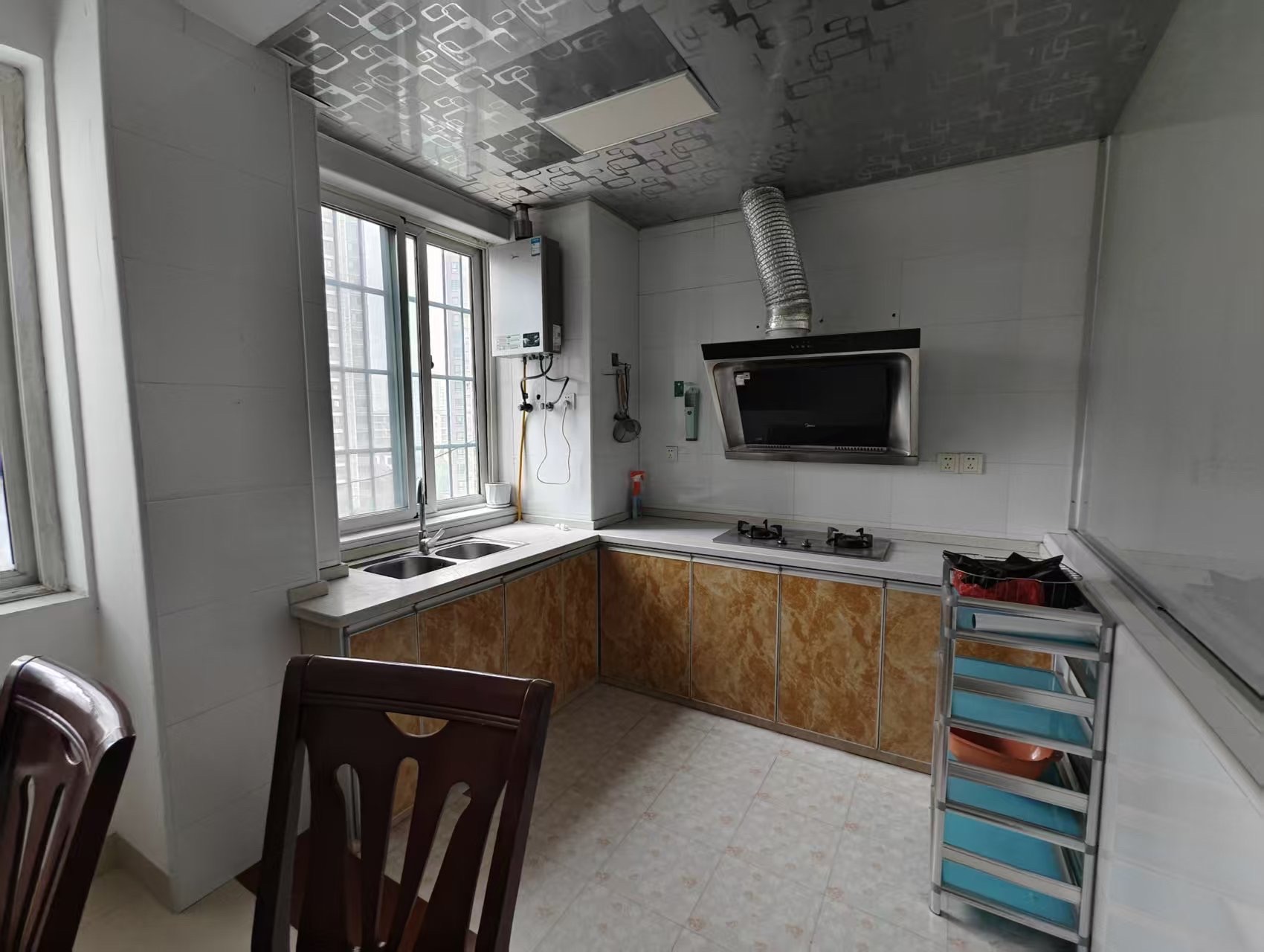 冠都现代城（冠都幸福彼岸）  2室2厅1卫    1500.0元/月室内图