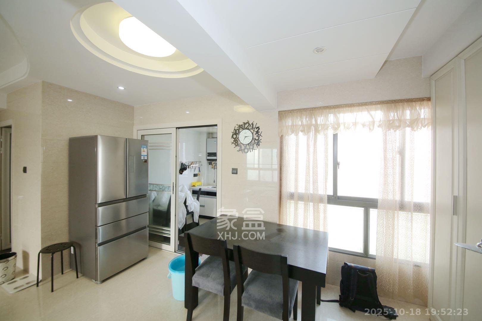 融科檀香山(融科紫檀、香山国际) 2室2厅1卫 2800.0元/月 融科檀香山(融科紫檀、香山国际) 2室2厅1卫 2800.0元/月室内图