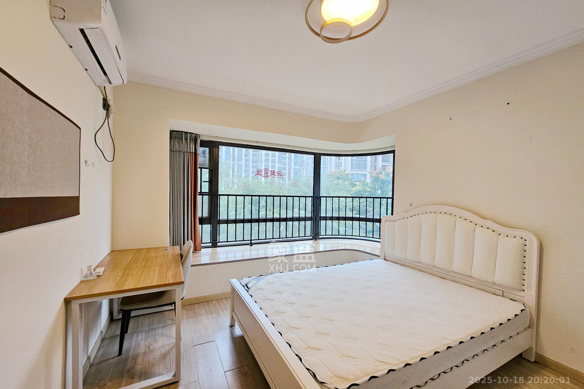 明昇壹城（明昇时代广场）一期  4室2厅2卫    198.0万卧室