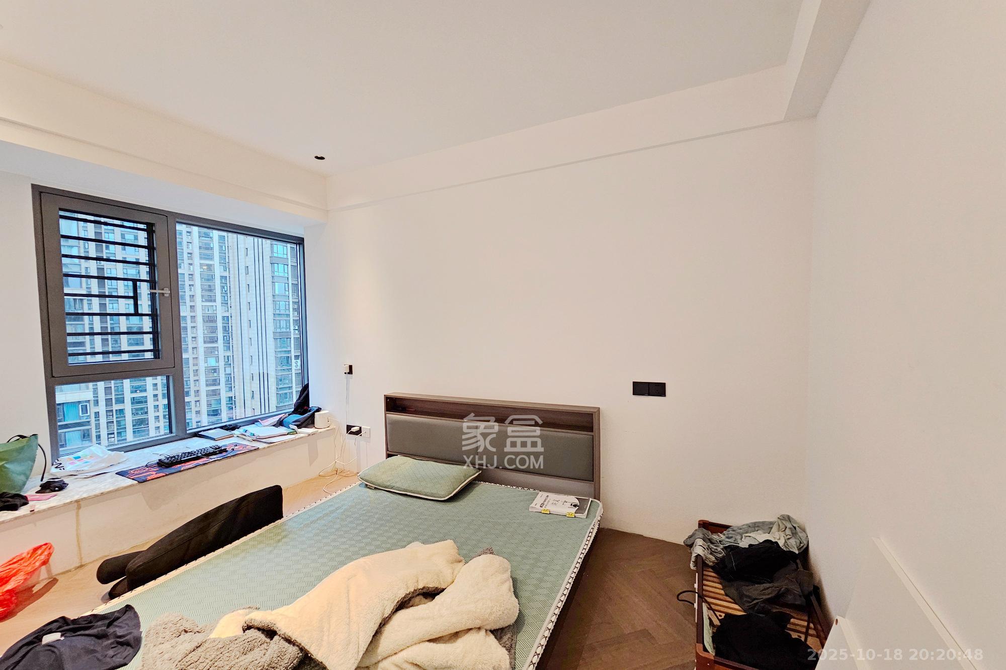 明昇壹城(明昇时代广场)二期  4室2厅2卫    258.0万 明昇壹城(明昇时代广场)二期  4室2厅2卫    258.0万卧室