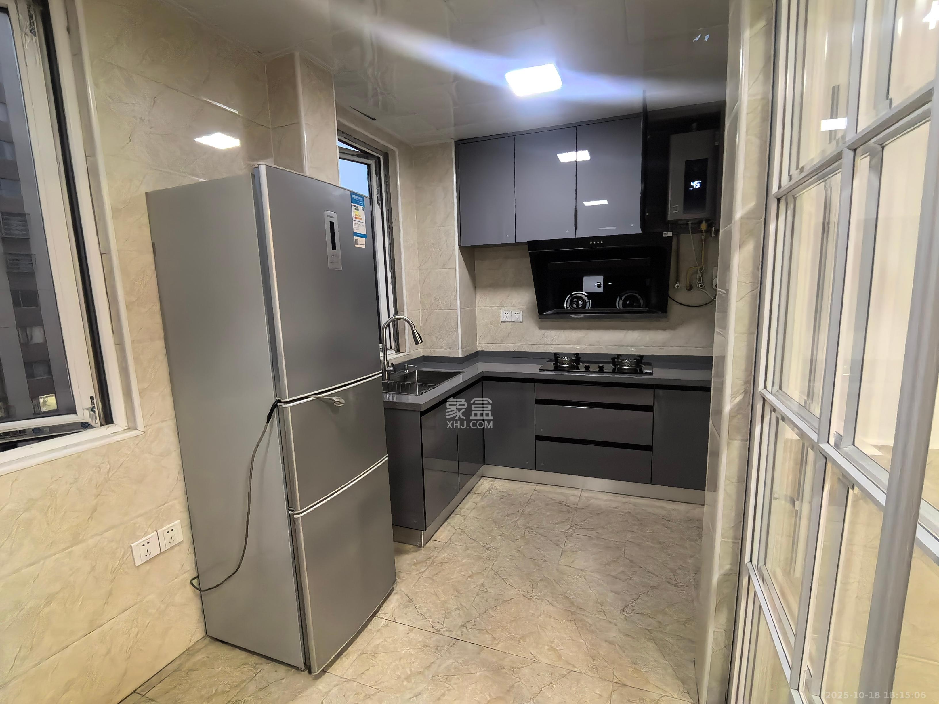 佛奥康桥水岸 2室2厅1卫 1600.0元/月 佛奥康桥水岸 2室2厅1卫 1600.0元/月室内图