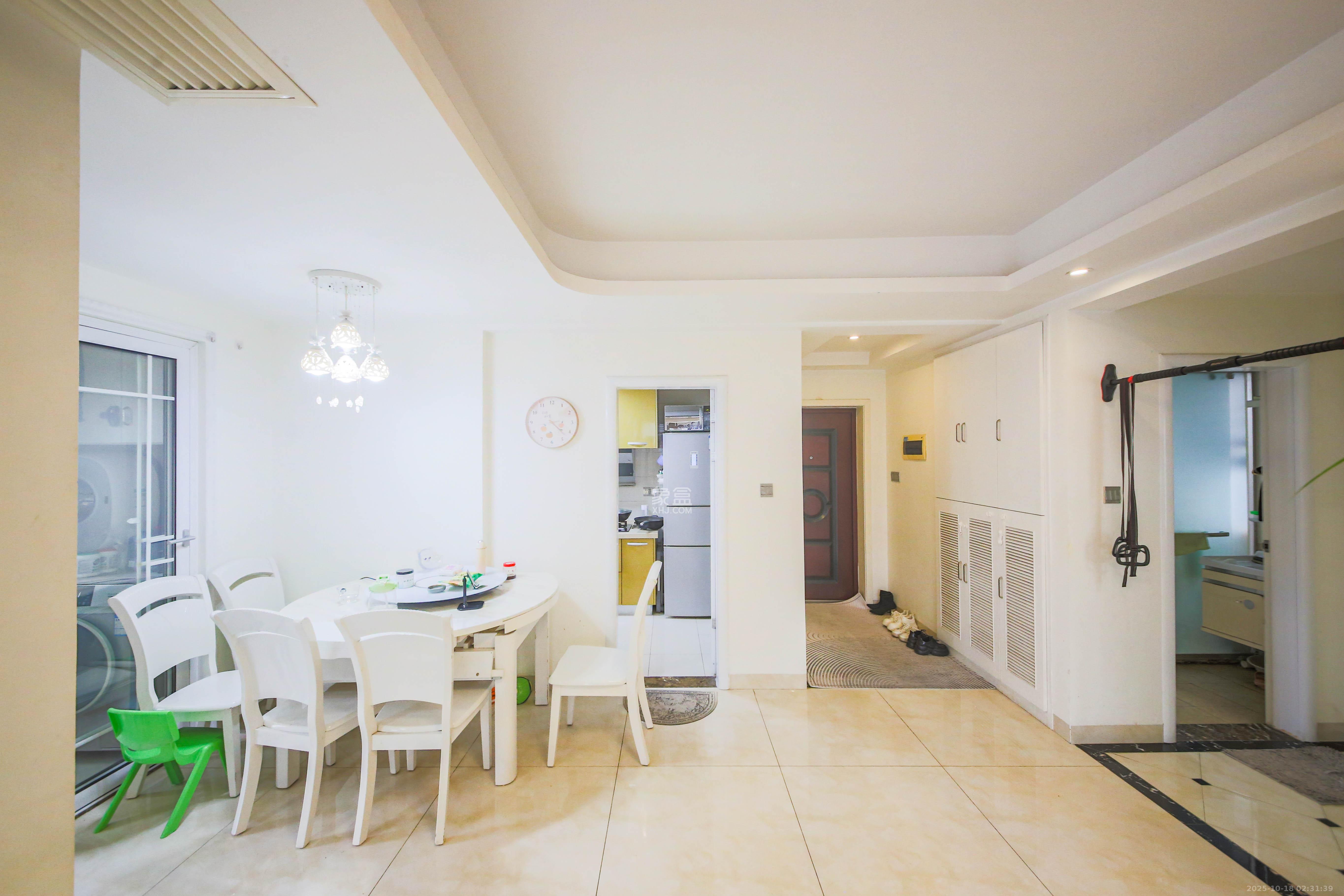 湘江雅颂居 2室2厅1卫 115.0万 湘江雅颂居 2室2厅1卫 115.0万客厅