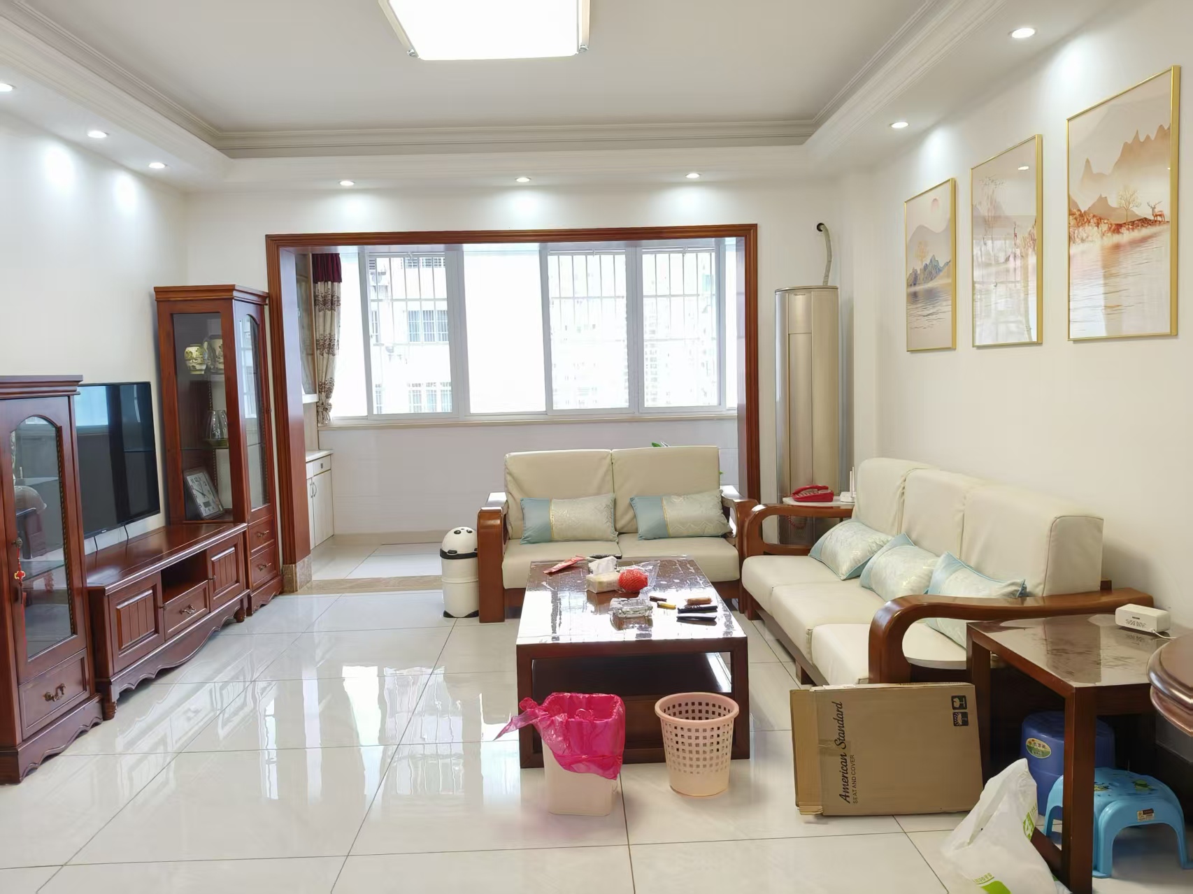 环卫大厦  3室2厅2卫    2900.0元/月室内图