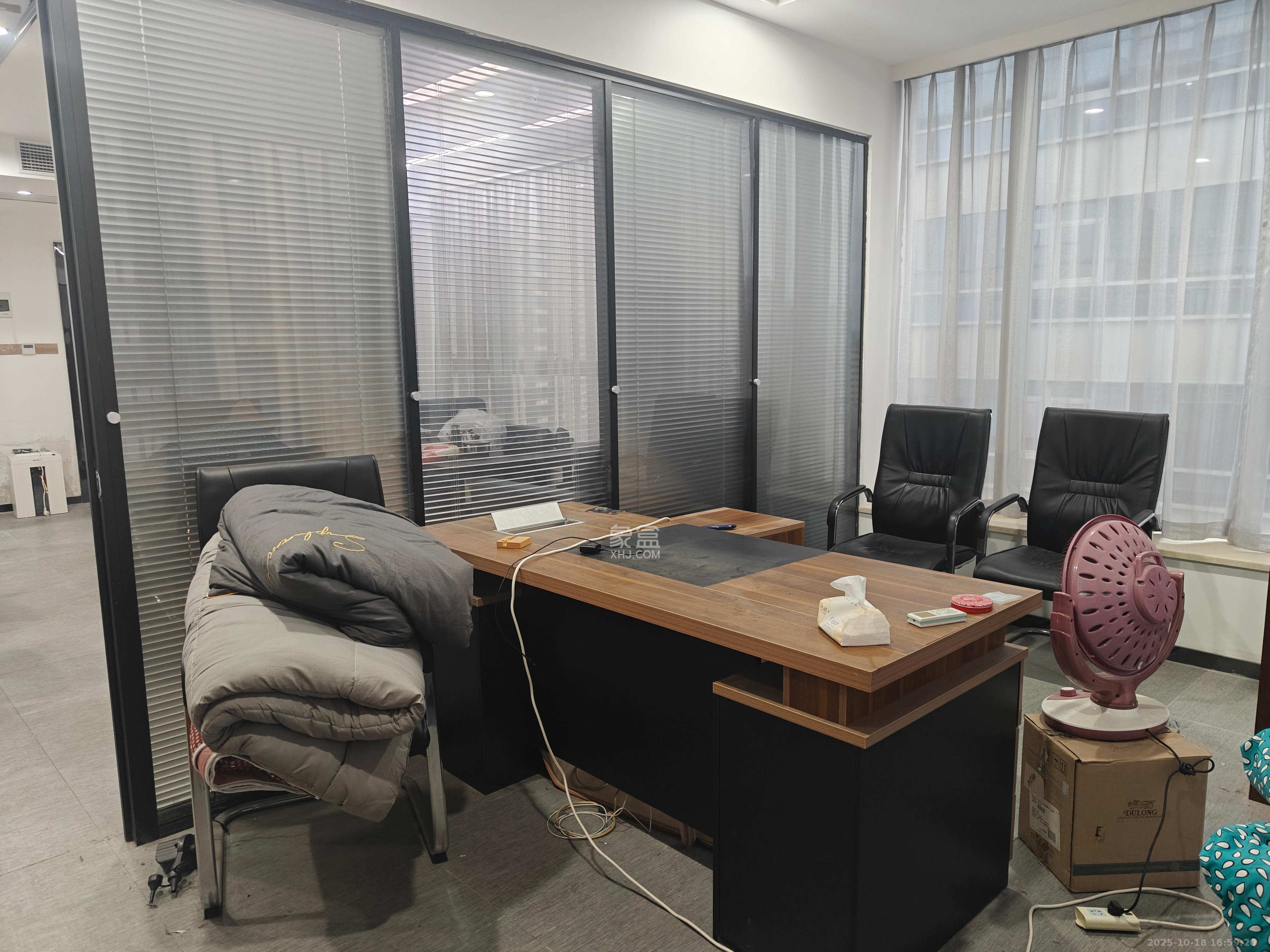 北辰三角洲B2E2区   163.64㎡      8000.0元/月室内图