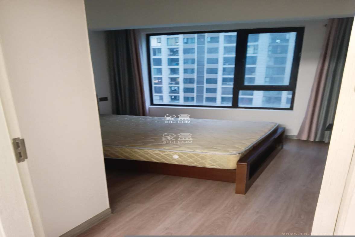 合能枫丹丽舍(柏悦名苑) 4室2厅2卫 3200.0元/月 合能枫丹丽舍(柏悦名苑) 4室2厅2卫 3200.0元/月室内图