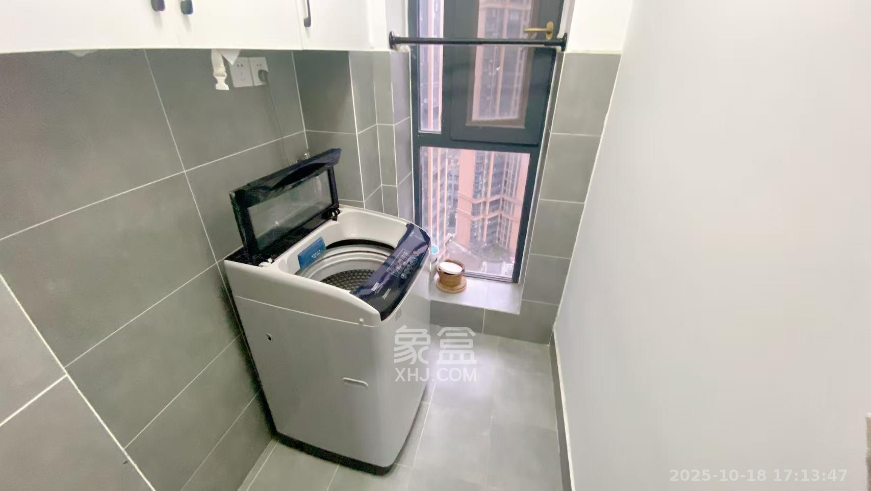 天健城  1室1厅1卫    2400.0元/月室内图