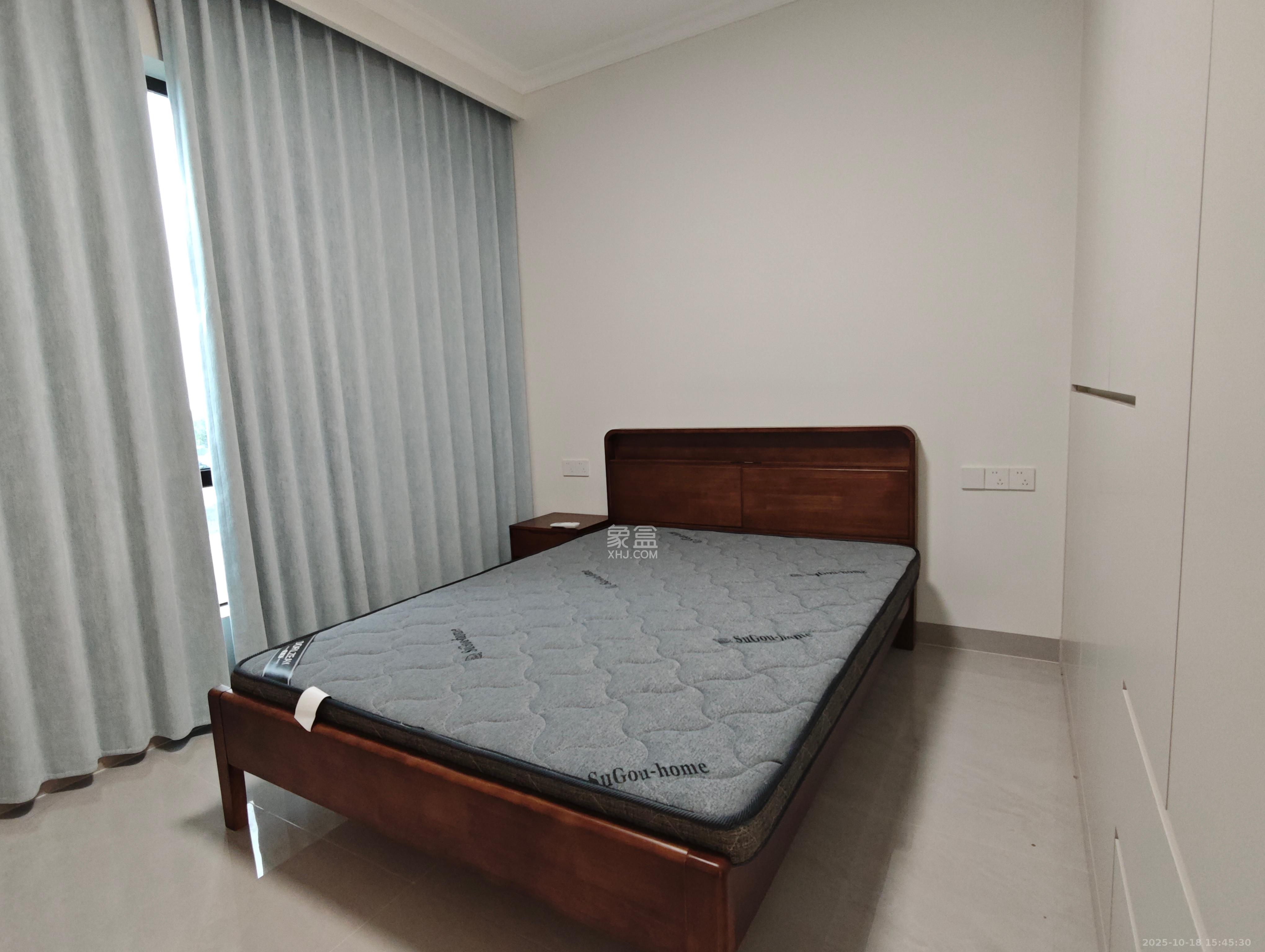 国泰九龙湾  4室2厅2卫    3500.0元/月室内图