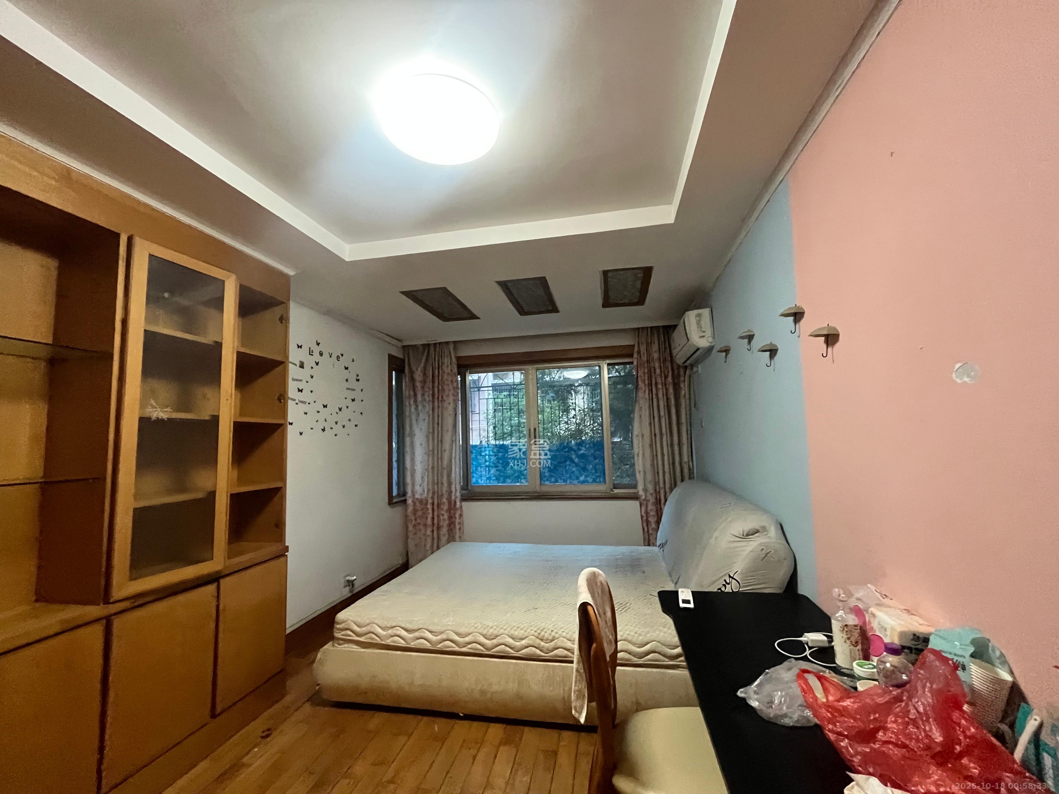 铭园小区  1室2厅2卫    3000.0元/月室内图