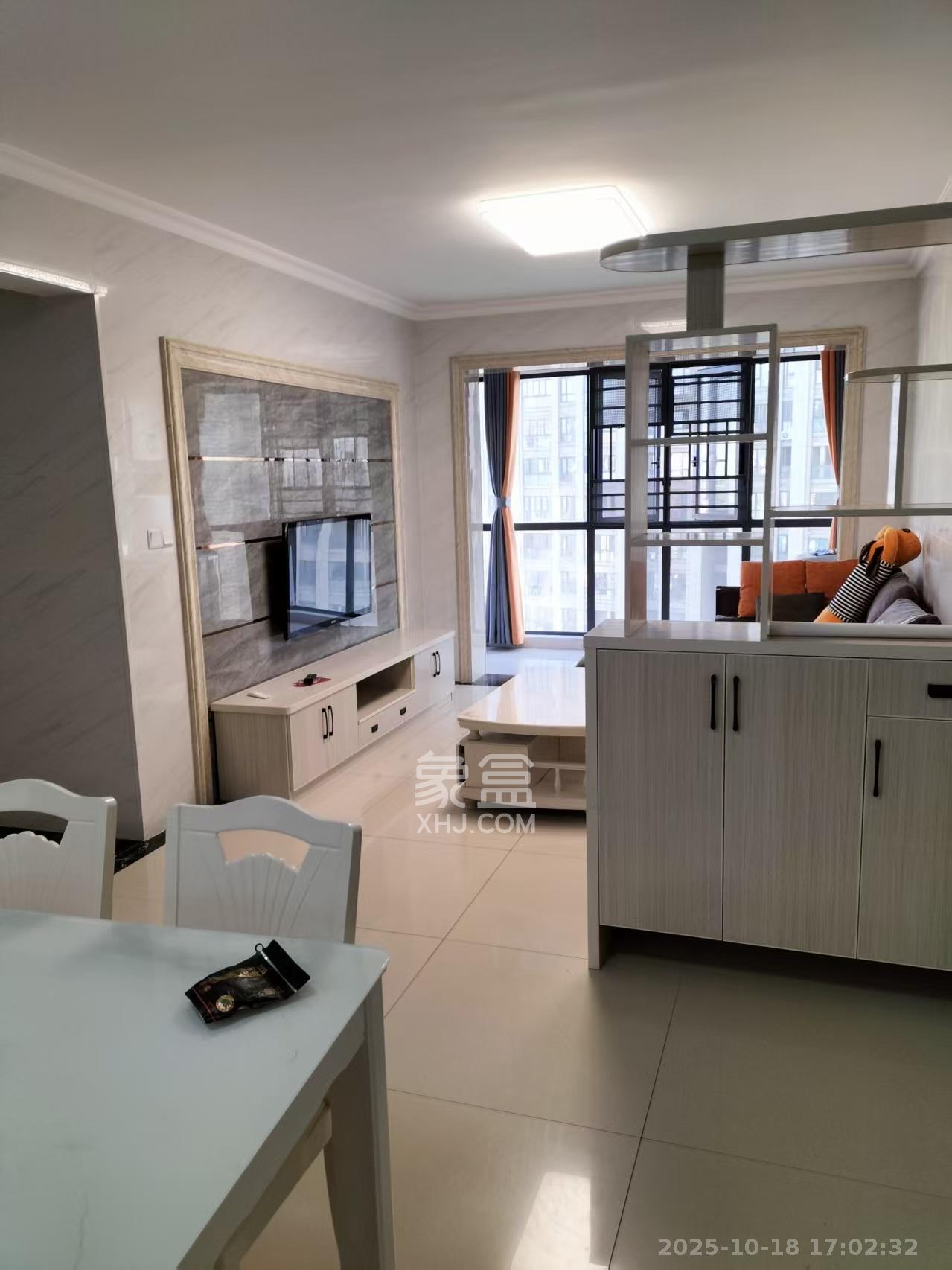 平吉上苑 3室2厅1卫 2600.0元/月 平吉上苑 3室2厅1卫 2600.0元/月室内图