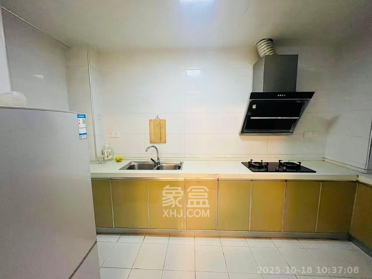 浏阳河畔家园  3室1厅1卫    2700.0元/月室内图