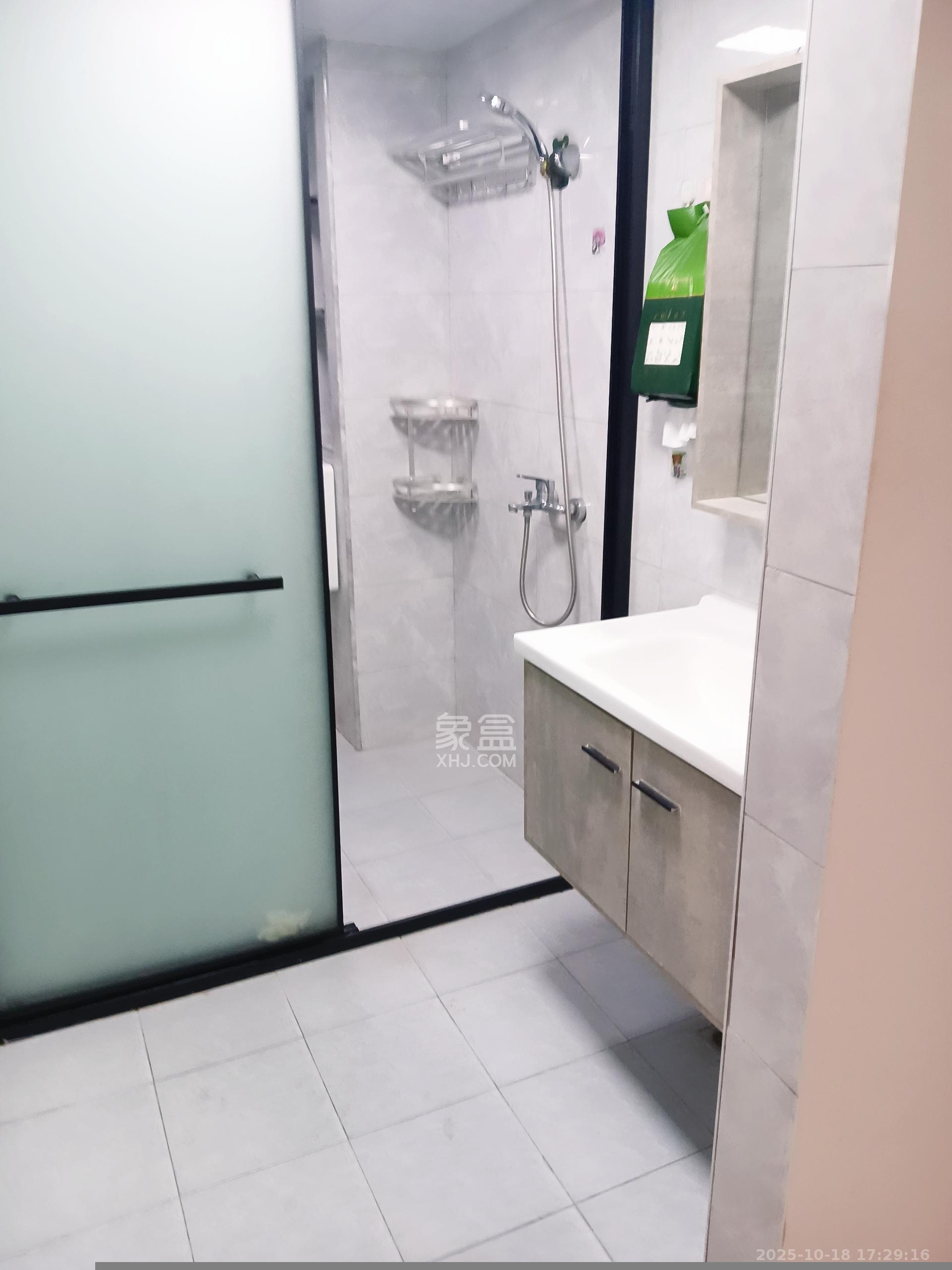 合能枫丹丽舍(柏悦名苑) 4室2厅2卫 3200.0元/月 合能枫丹丽舍(柏悦名苑) 4室2厅2卫 3200.0元/月室内图