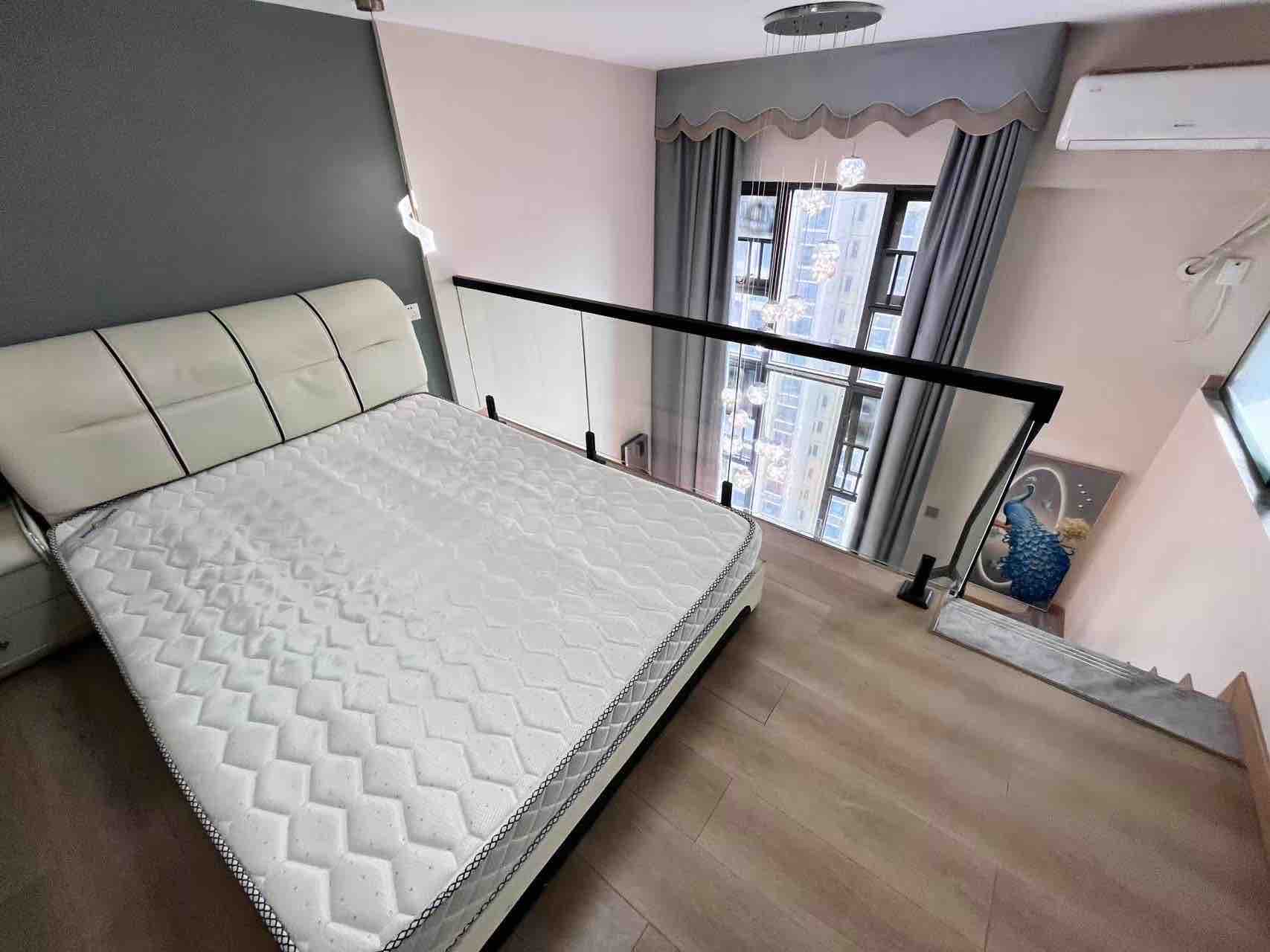 船山公馆  1室1厅1卫    2400.0元/月室内图