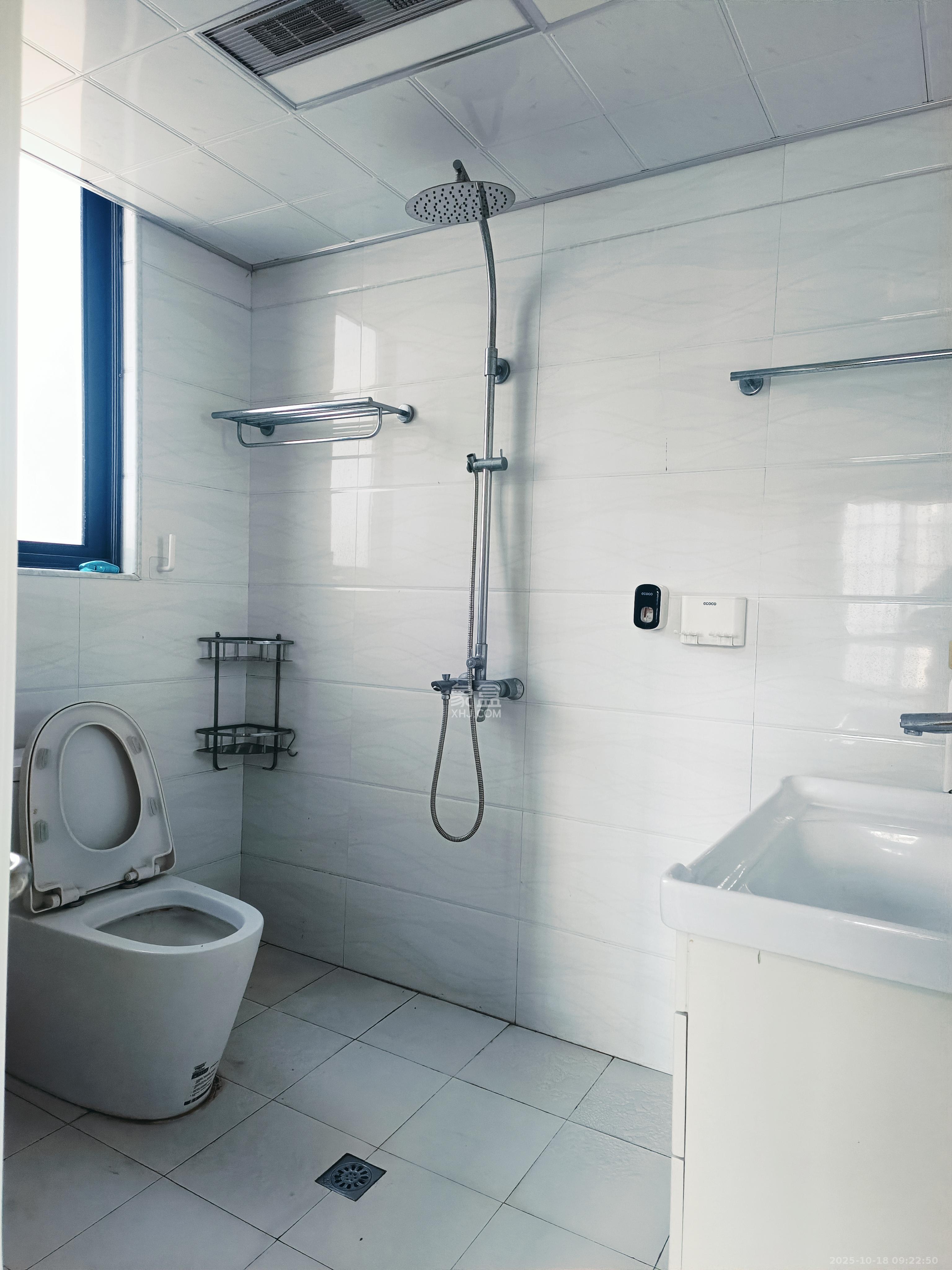 海德公园  4室2厅2卫    2500.0元/月 海德公园  4室2厅2卫    2500.0元/月室内图