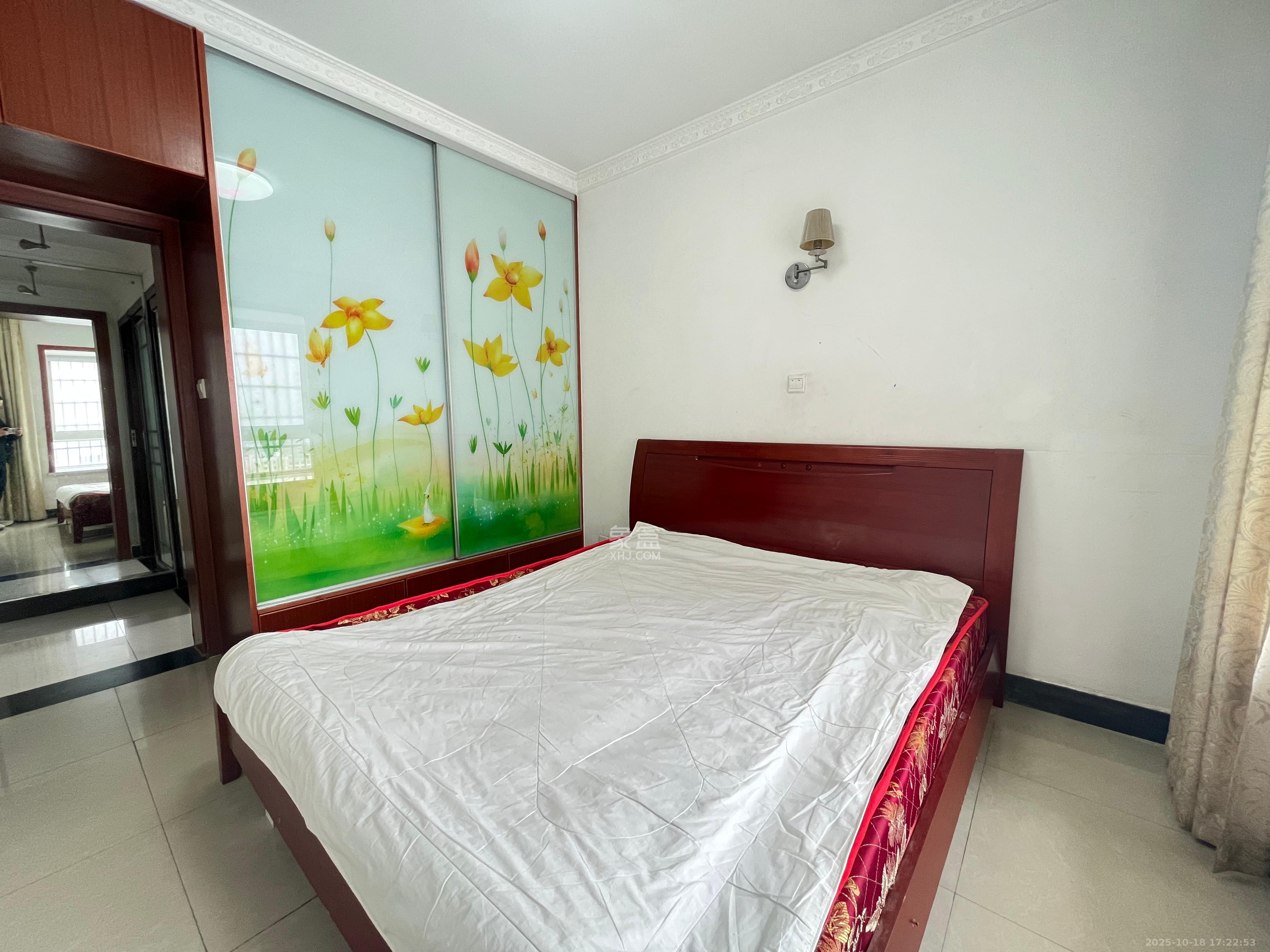 星典时代  2室2厅1卫    2000.0元/月室内图