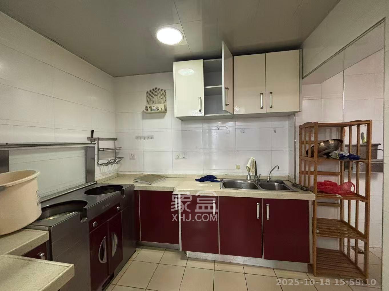 通华天都  3室2厅2卫    2500.0元/月室内图