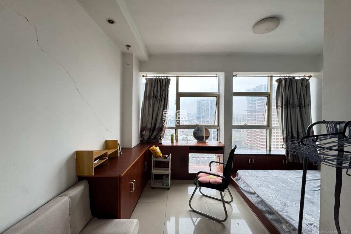 红星国际星城 2室1厅1卫 1100.0元/月 红星国际星城 2室1厅1卫 1100.0元/月室内图