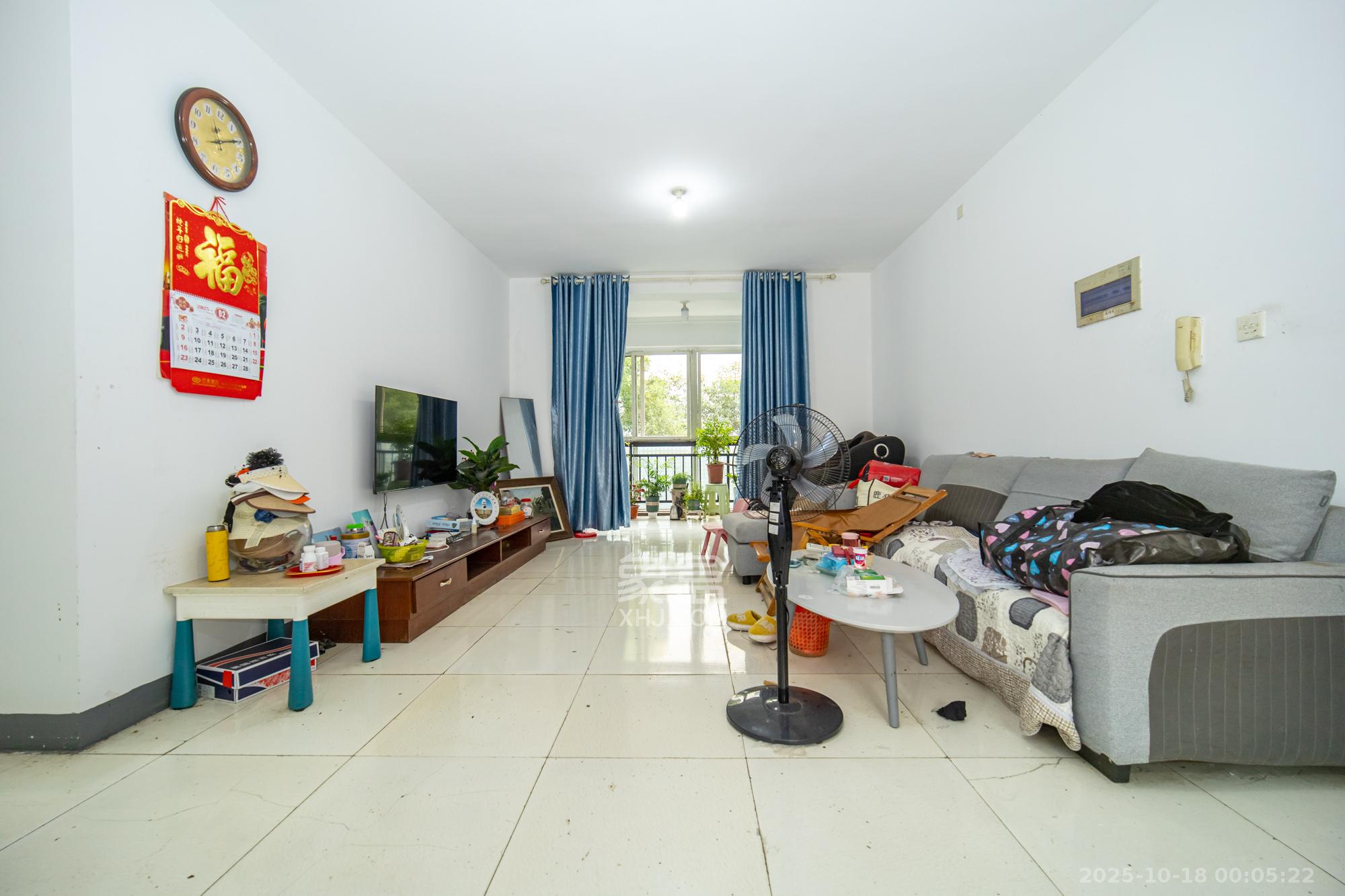 金岸教师公寓  4室2厅2卫    61.0万