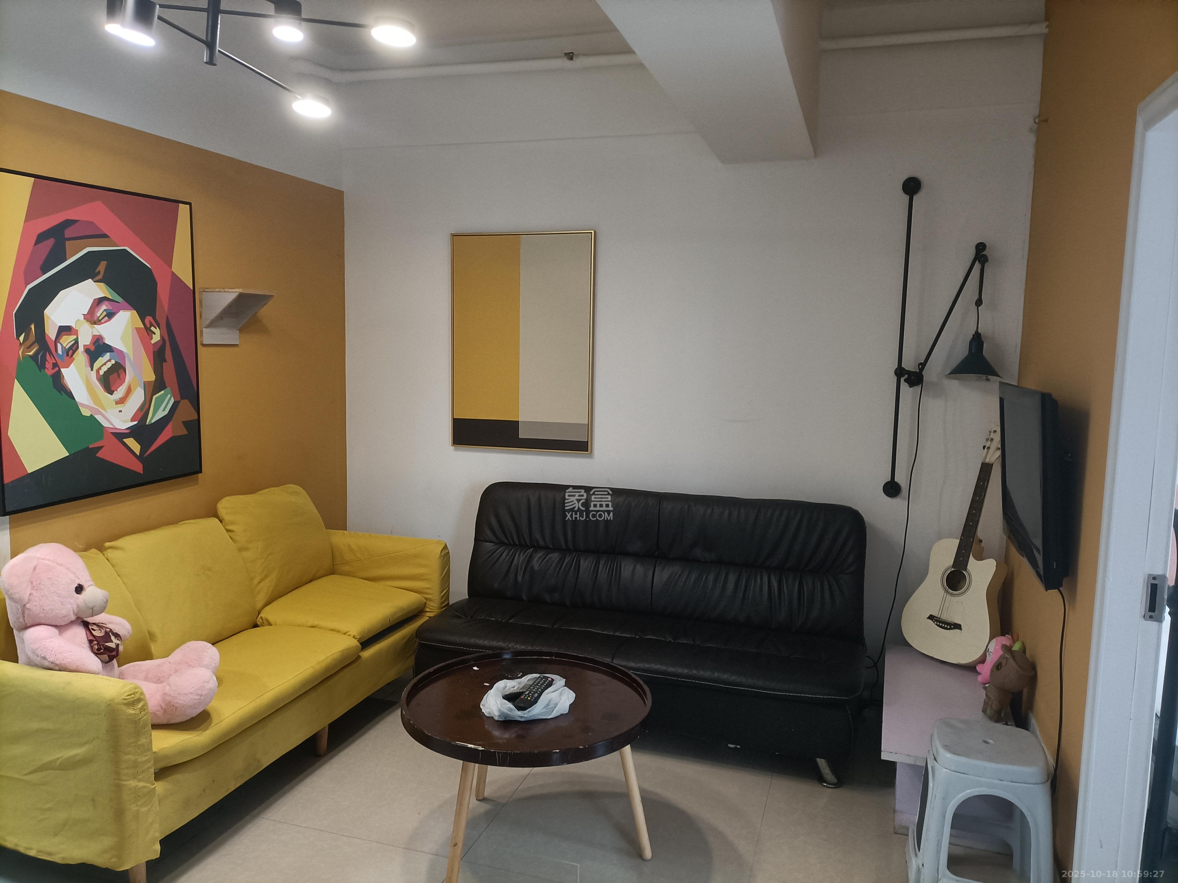 BOBO国际  3室1厅1卫    2600.0元/月室内图