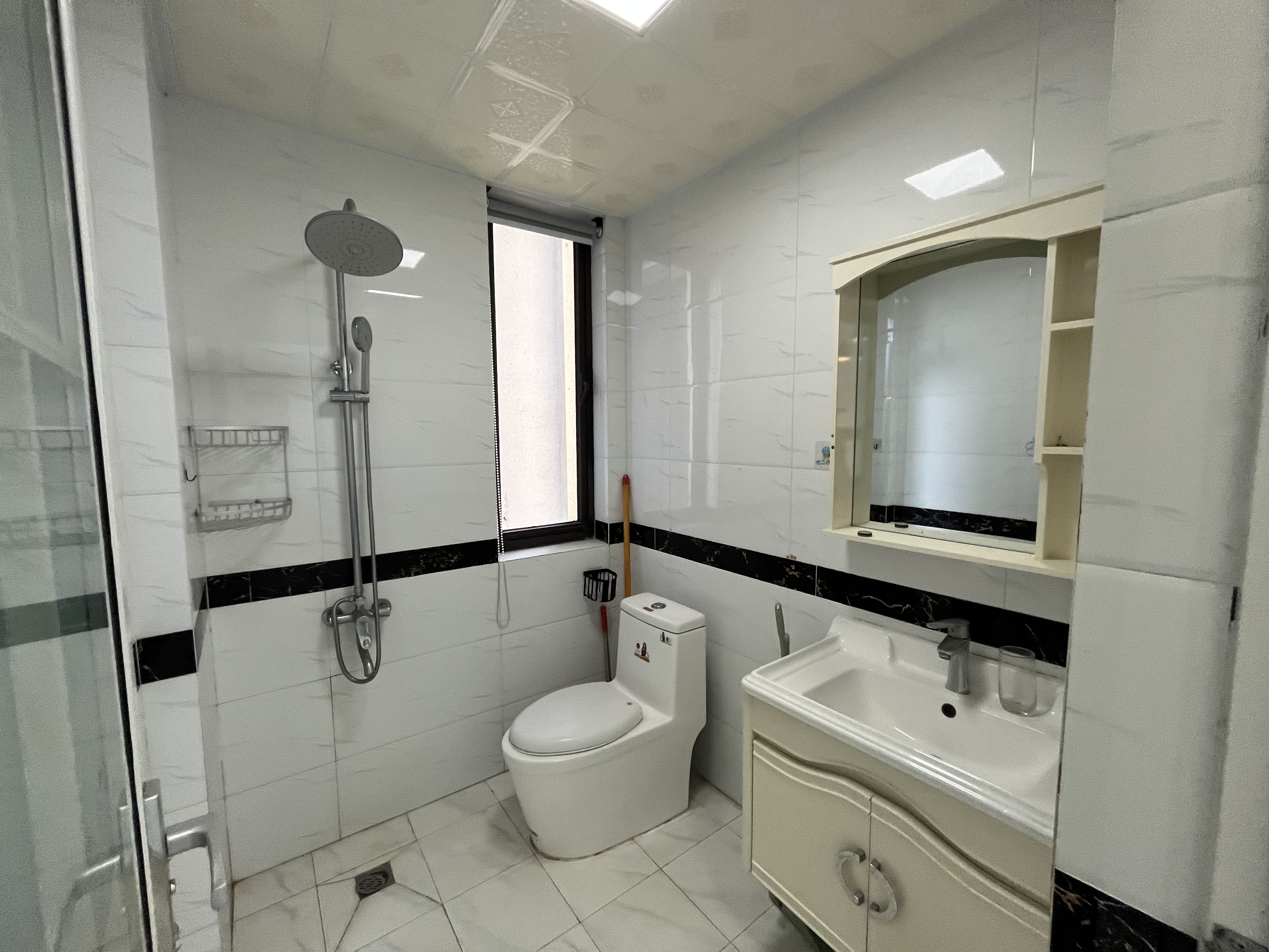 鲁能钓鱼台美高梅  2室2厅1卫    2000.0元/月室内图