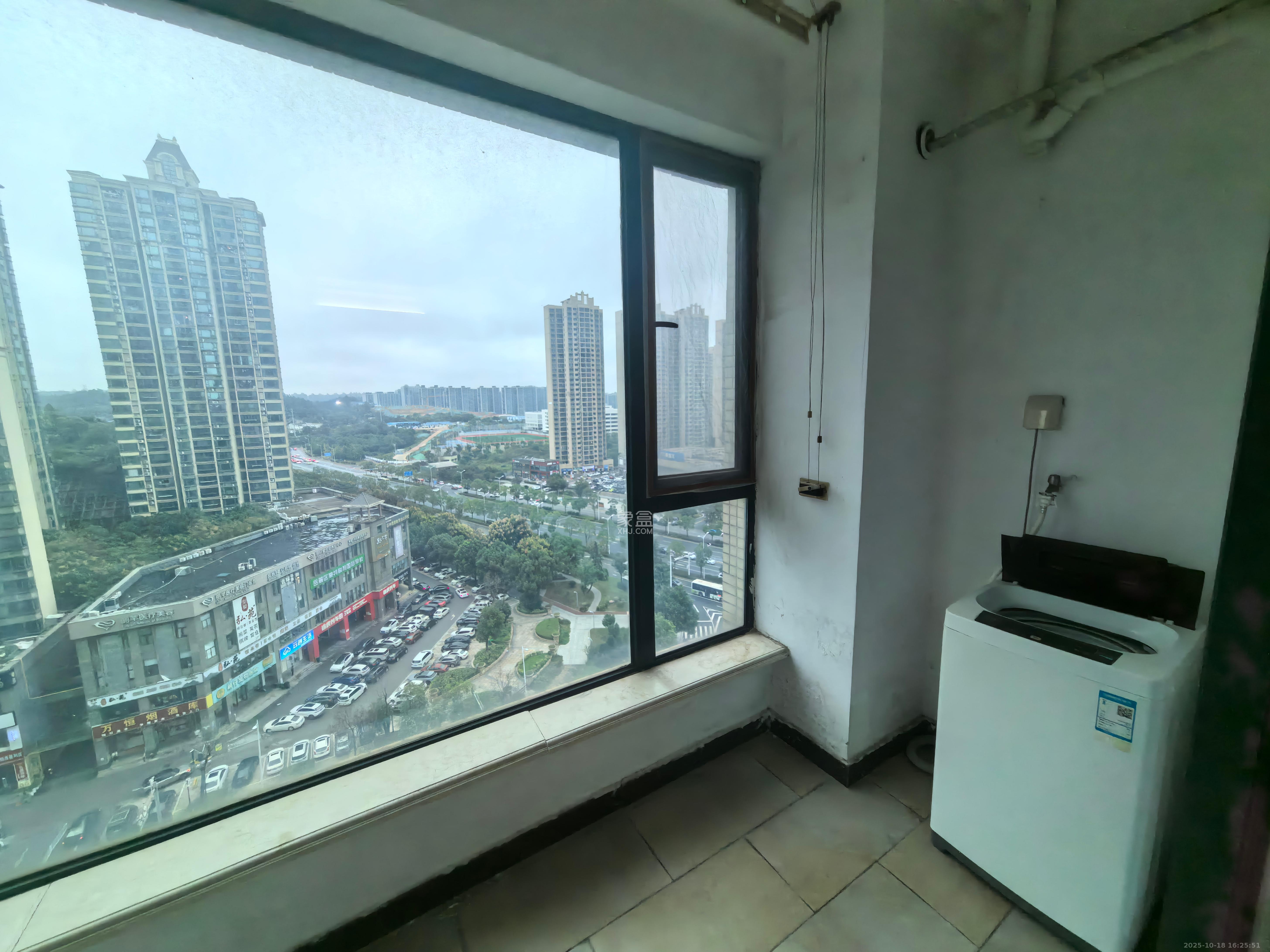 恒大华府  1室1厅1卫    1000.0元/月室内图