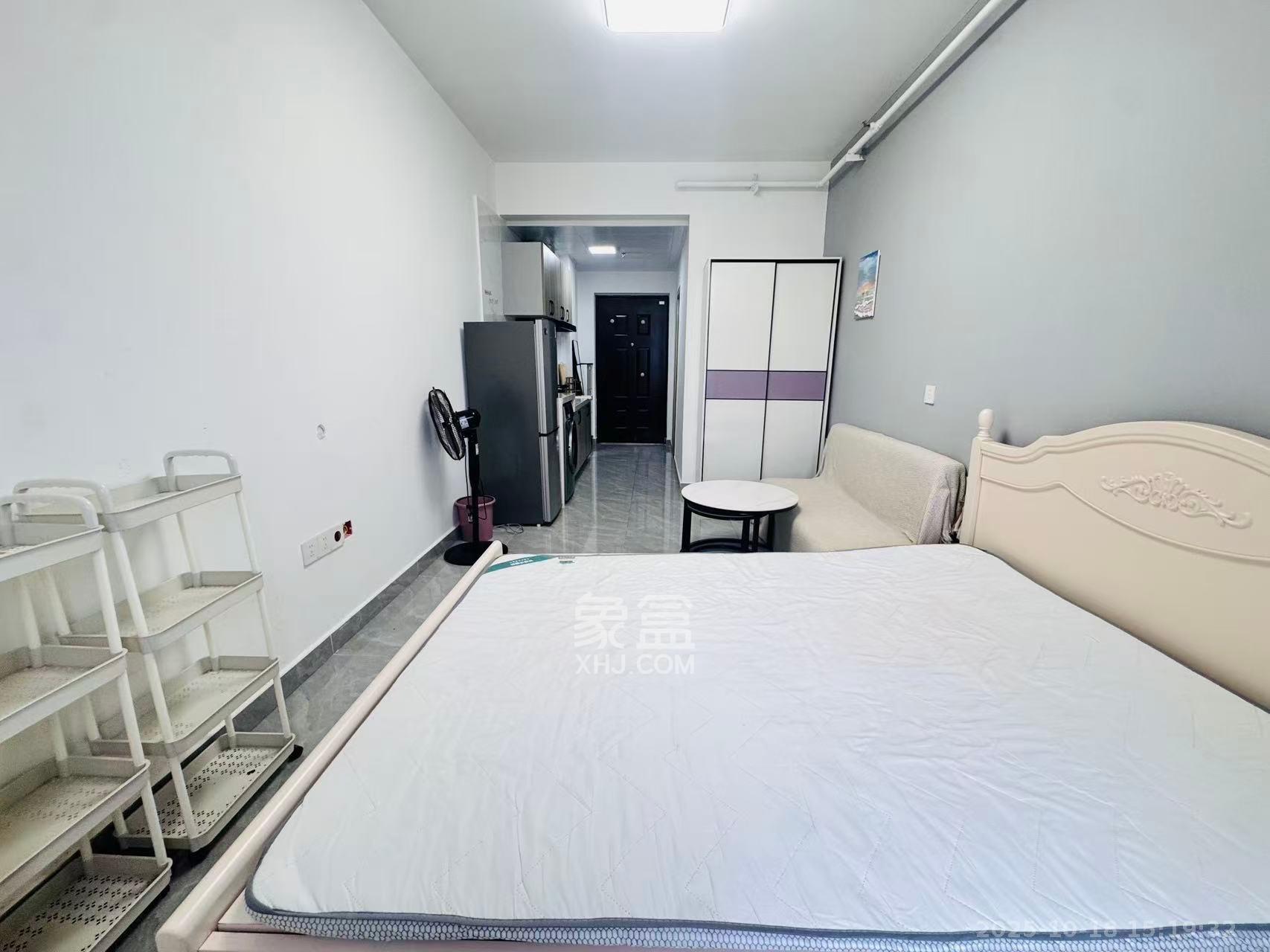 保利麓谷林语I区  1室1厅1卫    1500.0元/月