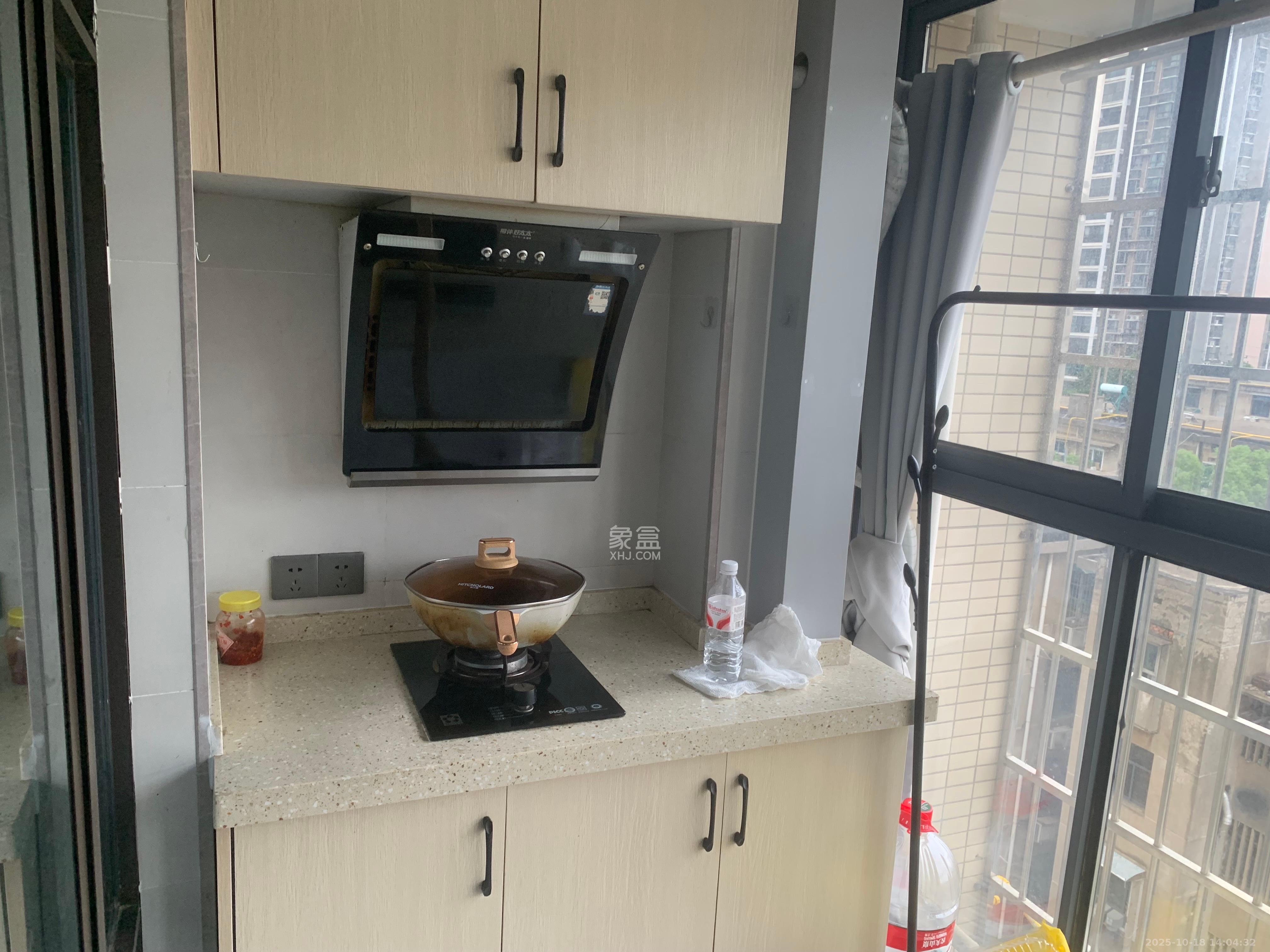 鹏程府  1室1厅1卫    1800.0元/月室内图