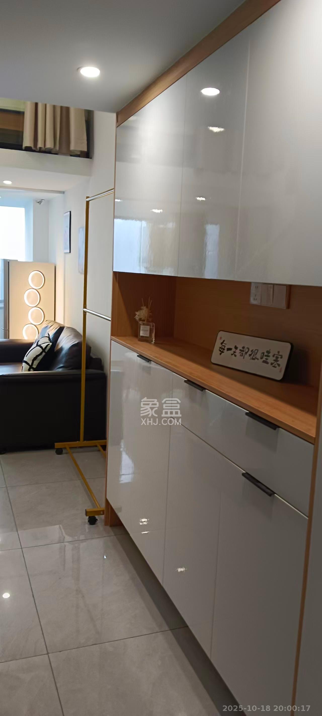 卓越伊景寓  2室2厅1卫    1800.0元/月 卓越伊景寓  2室2厅1卫    1800.0元/月室内图