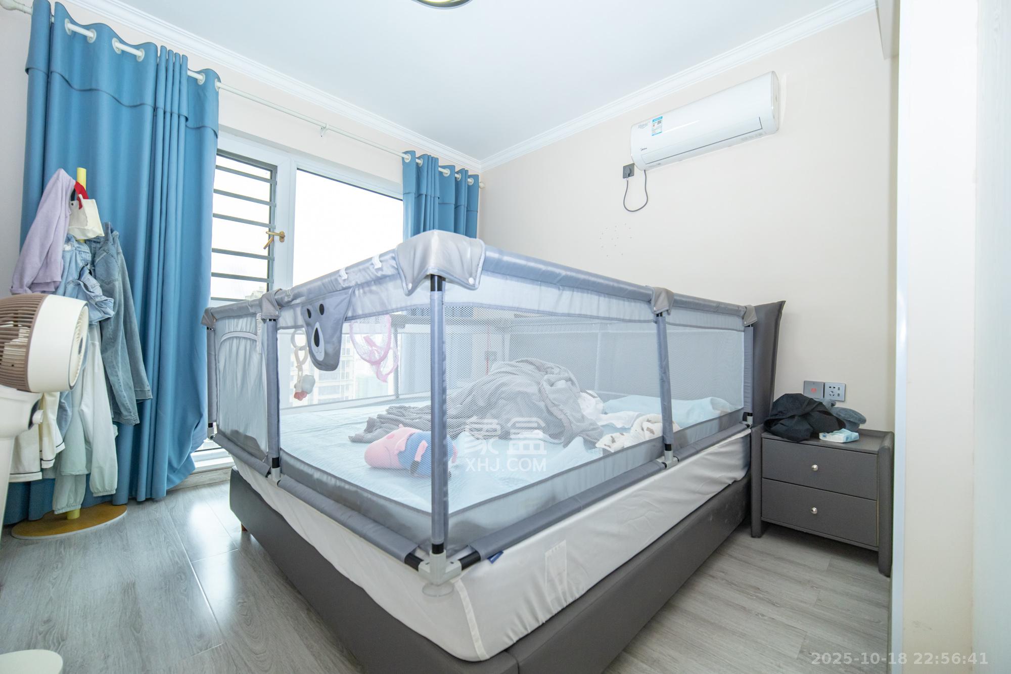 金科时代中心  3室1厅1卫    75.0万 金科时代中心  3室1厅1卫    75.0万卧室