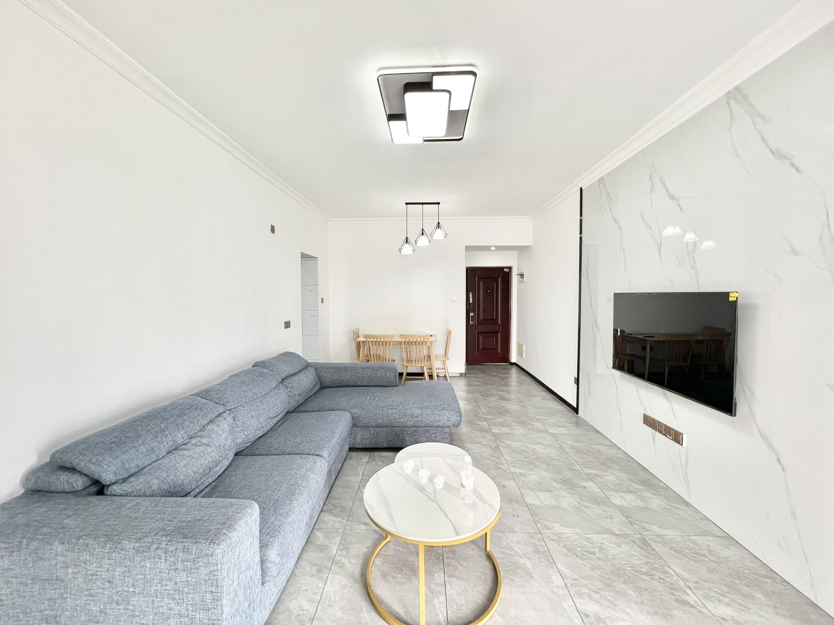 金城天鹅湖  3室2厅1卫    2700.0元/月 金城天鹅湖  3室2厅1卫    2700.0元/月室内图